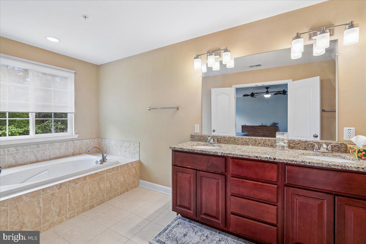 BRENTWOOD - Residential