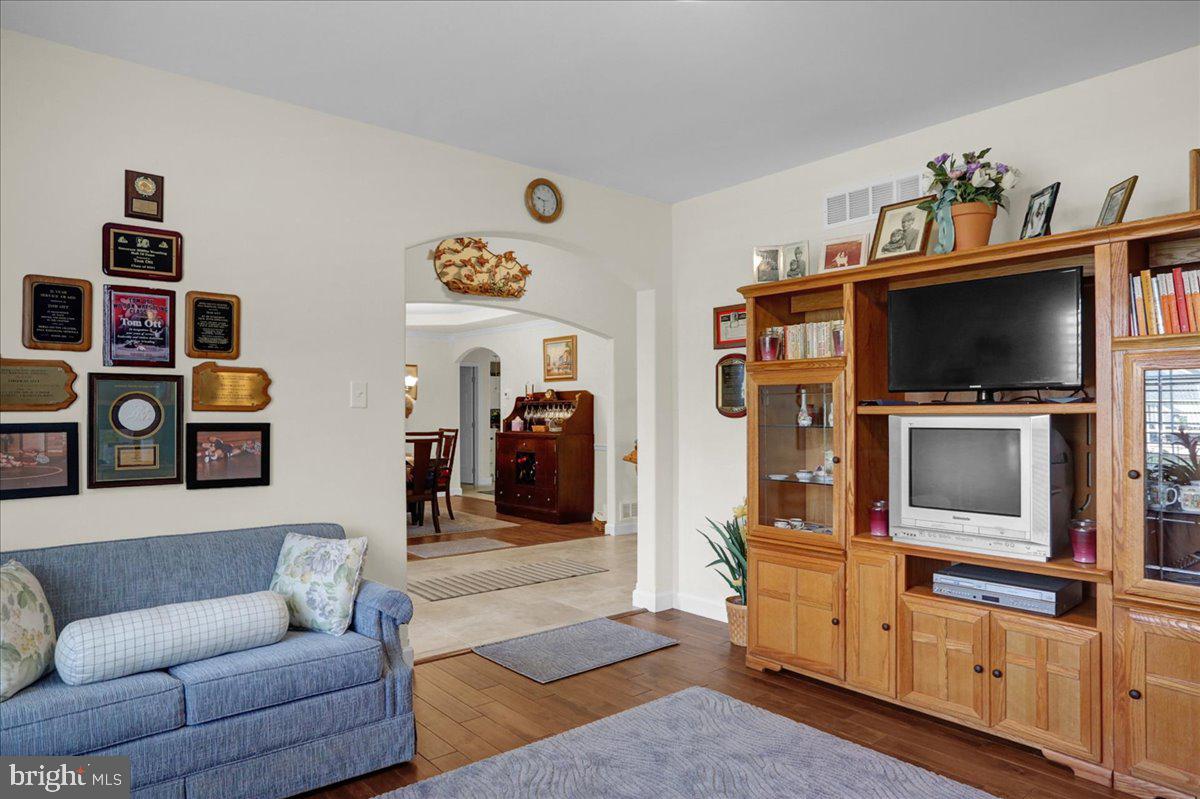 GREEN VALLEY WEST - Residential