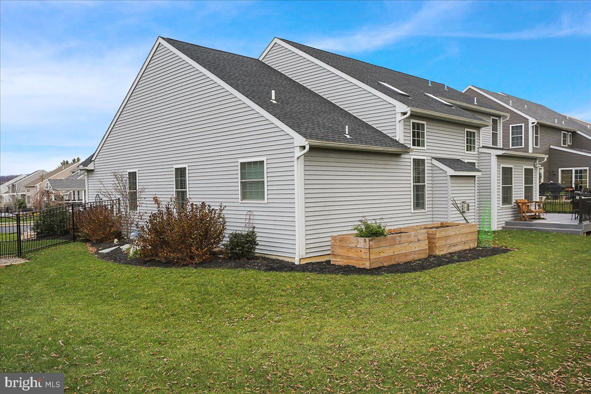 GREEN VALLEY WEST - Residential