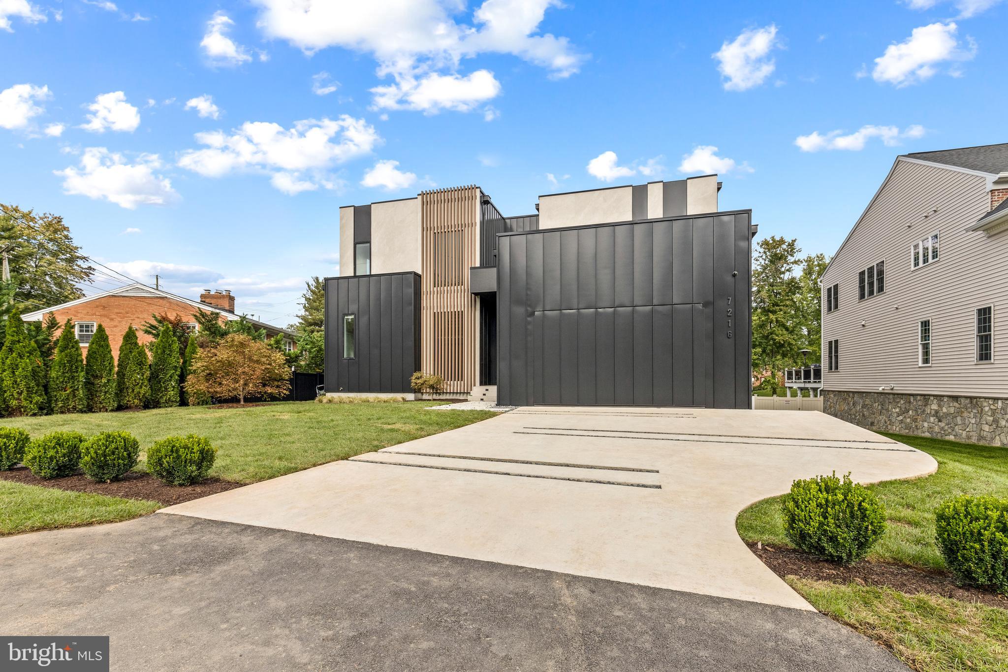 SUNNY SIDE - Residential