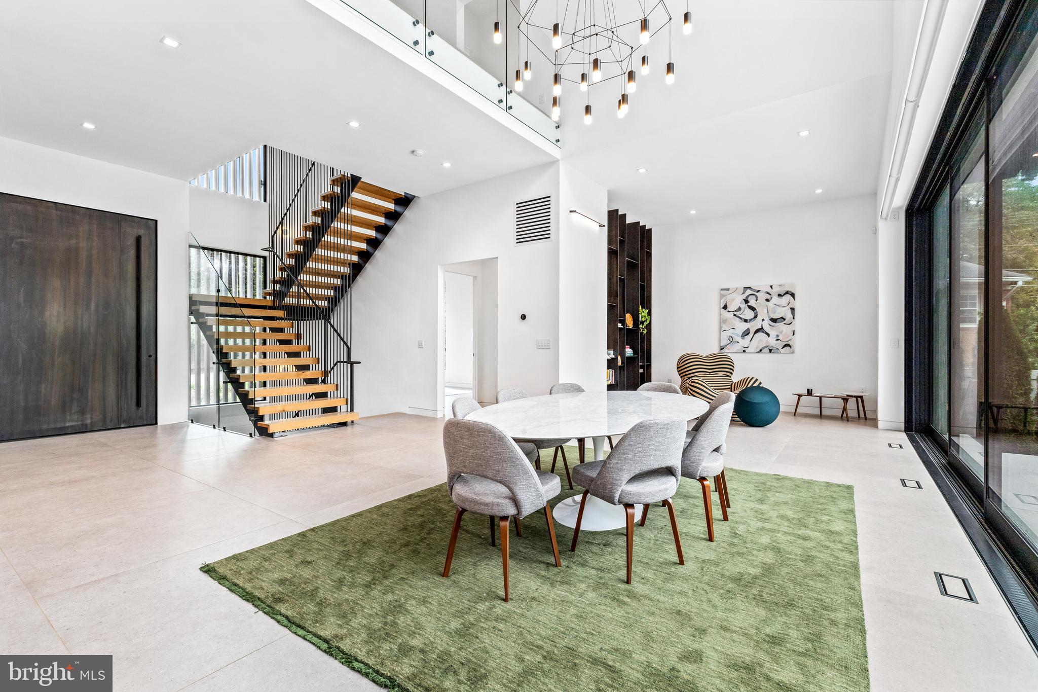 SUNNY SIDE - Residential