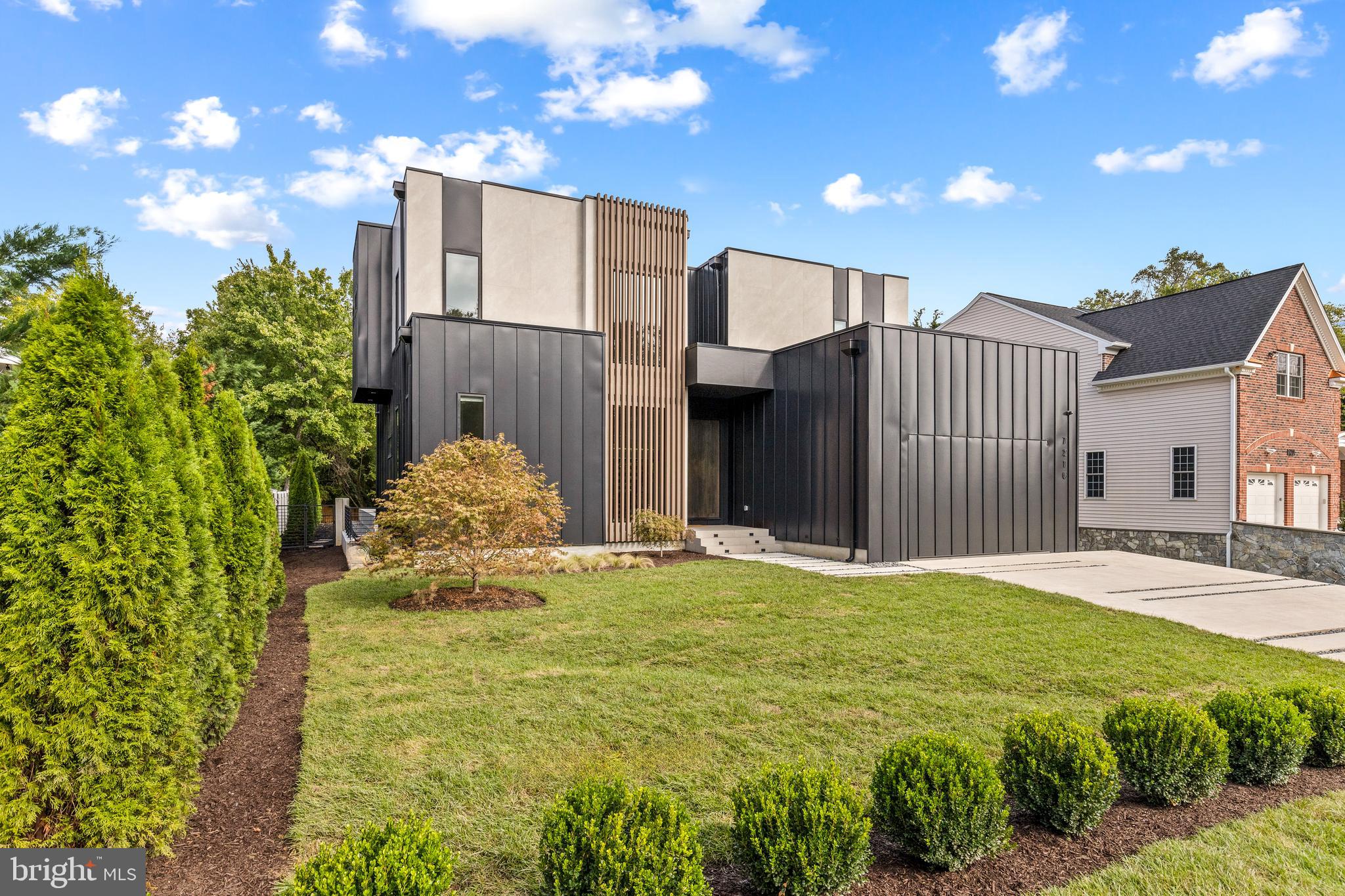 SUNNY SIDE - Residential