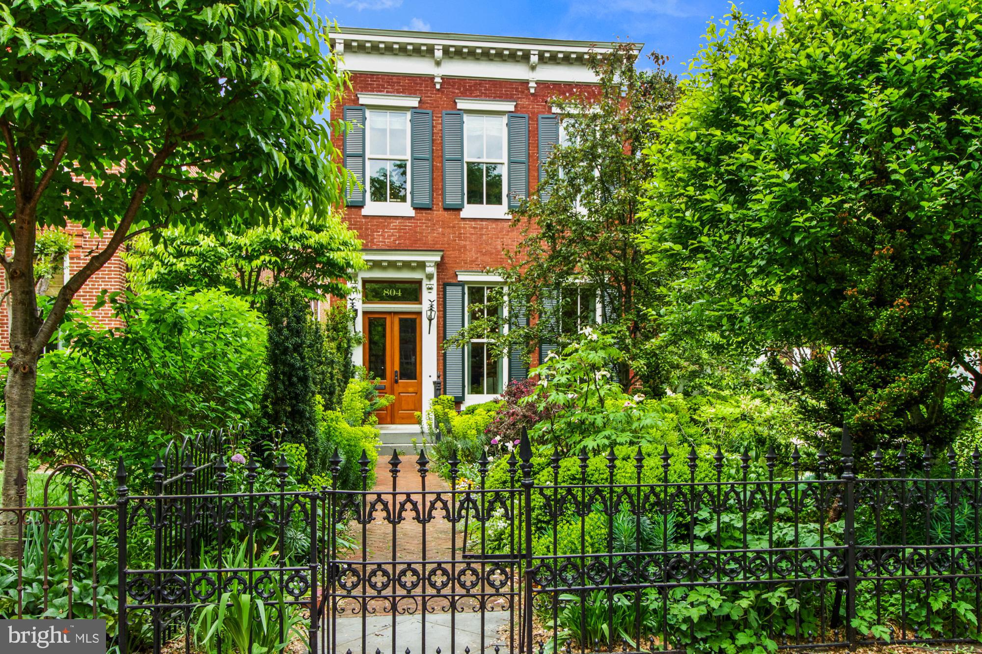 CAPITOL HILL - Residential