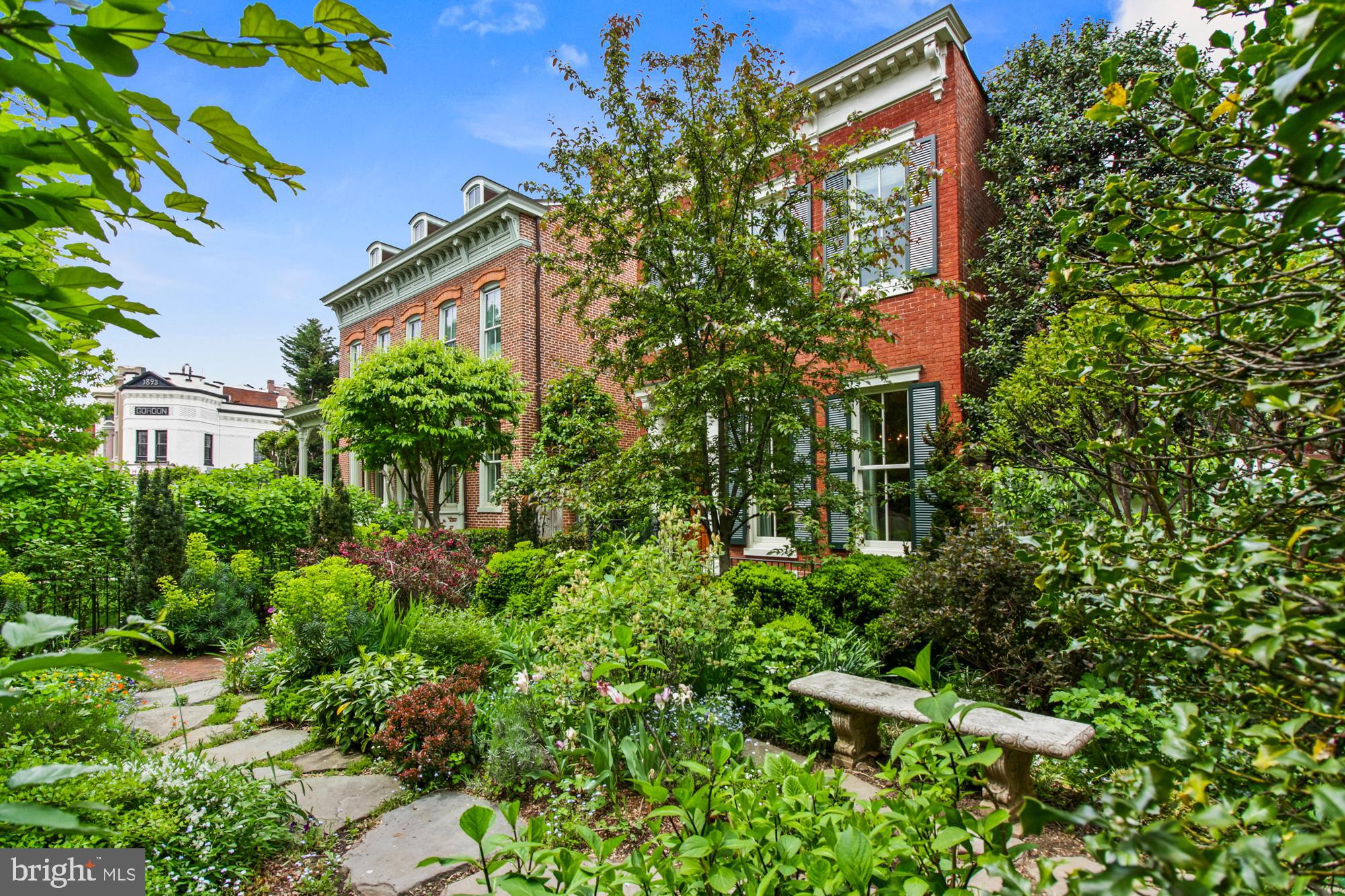 CAPITOL HILL - Residential