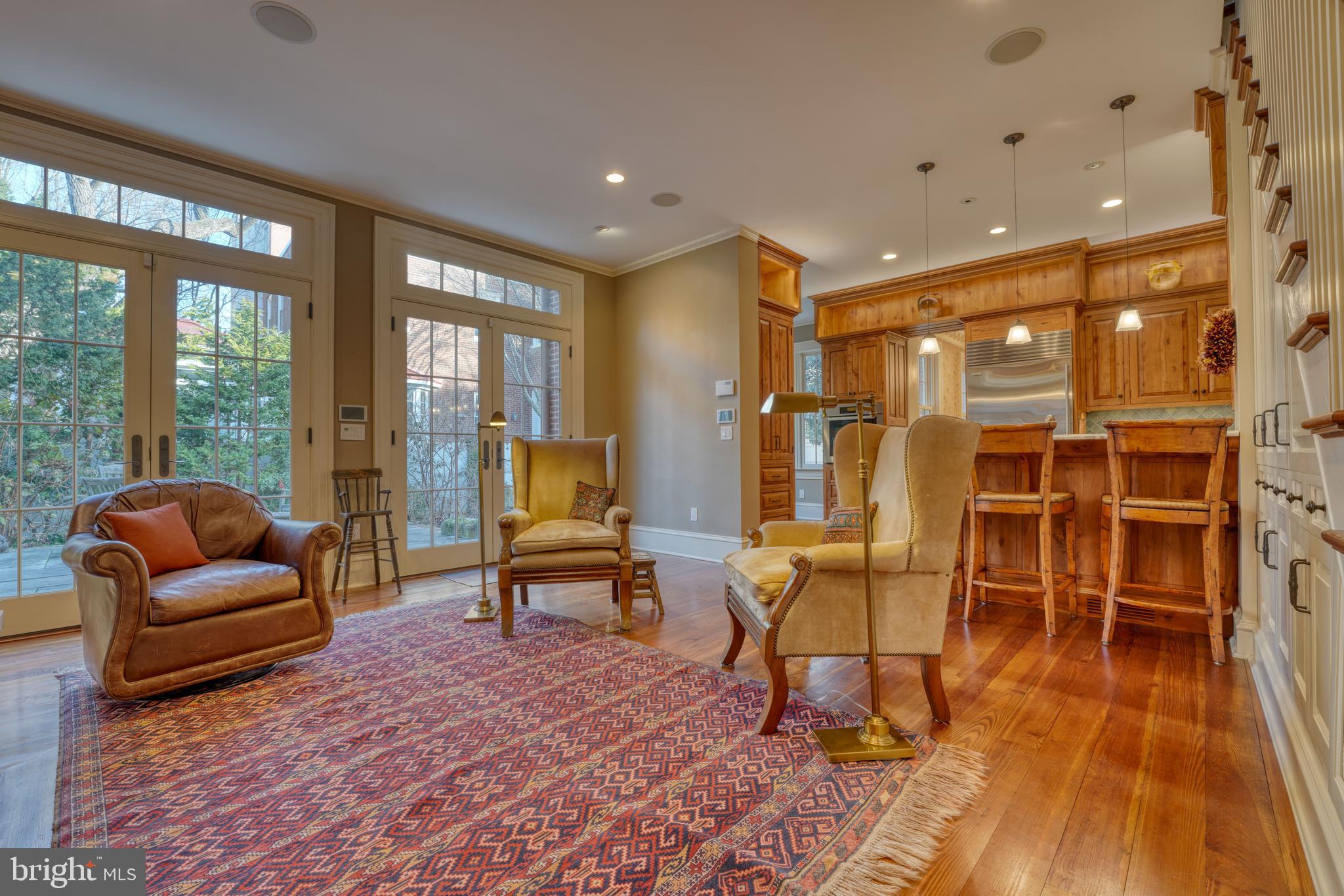 CAPITOL HILL - Residential