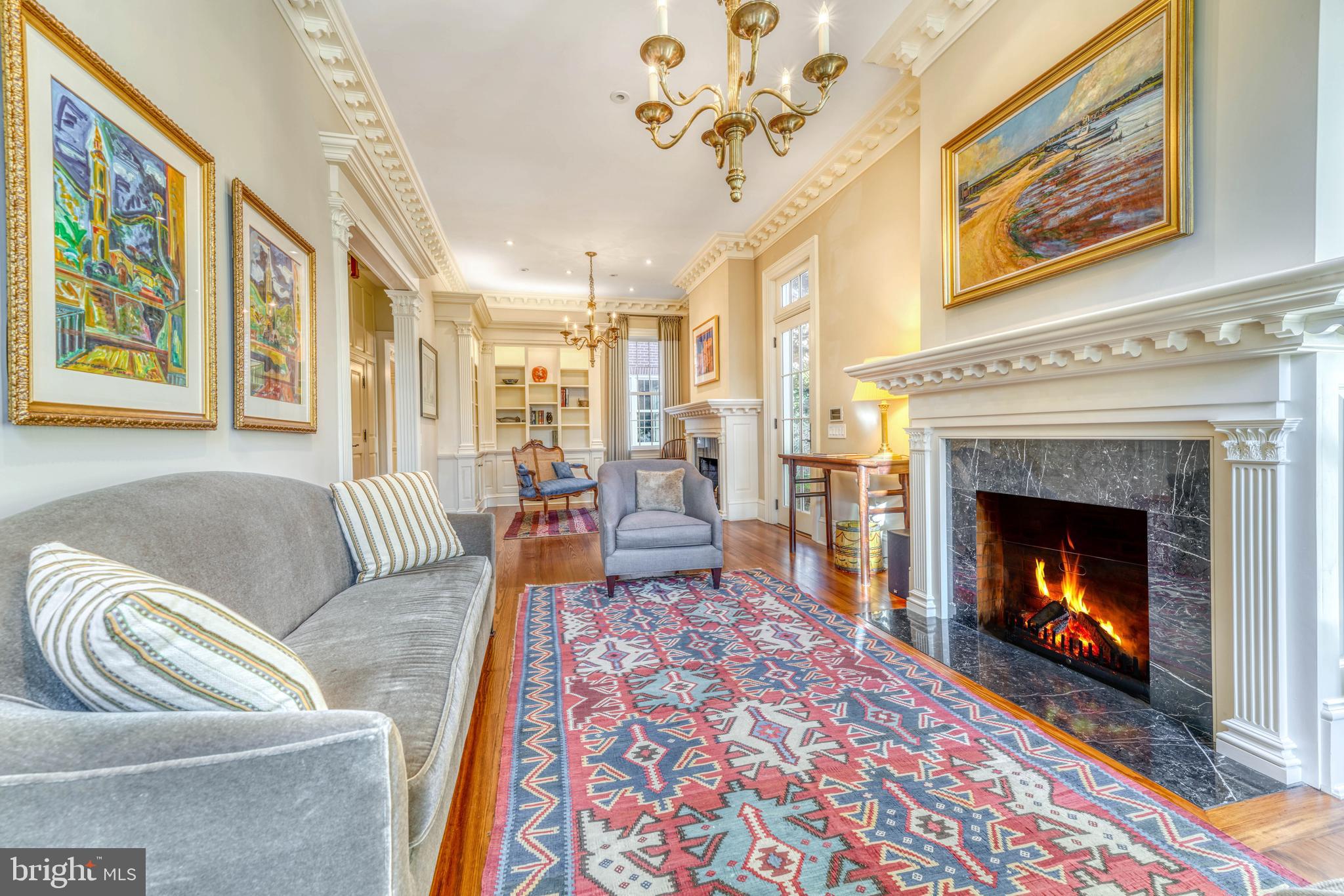 CAPITOL HILL - Residential