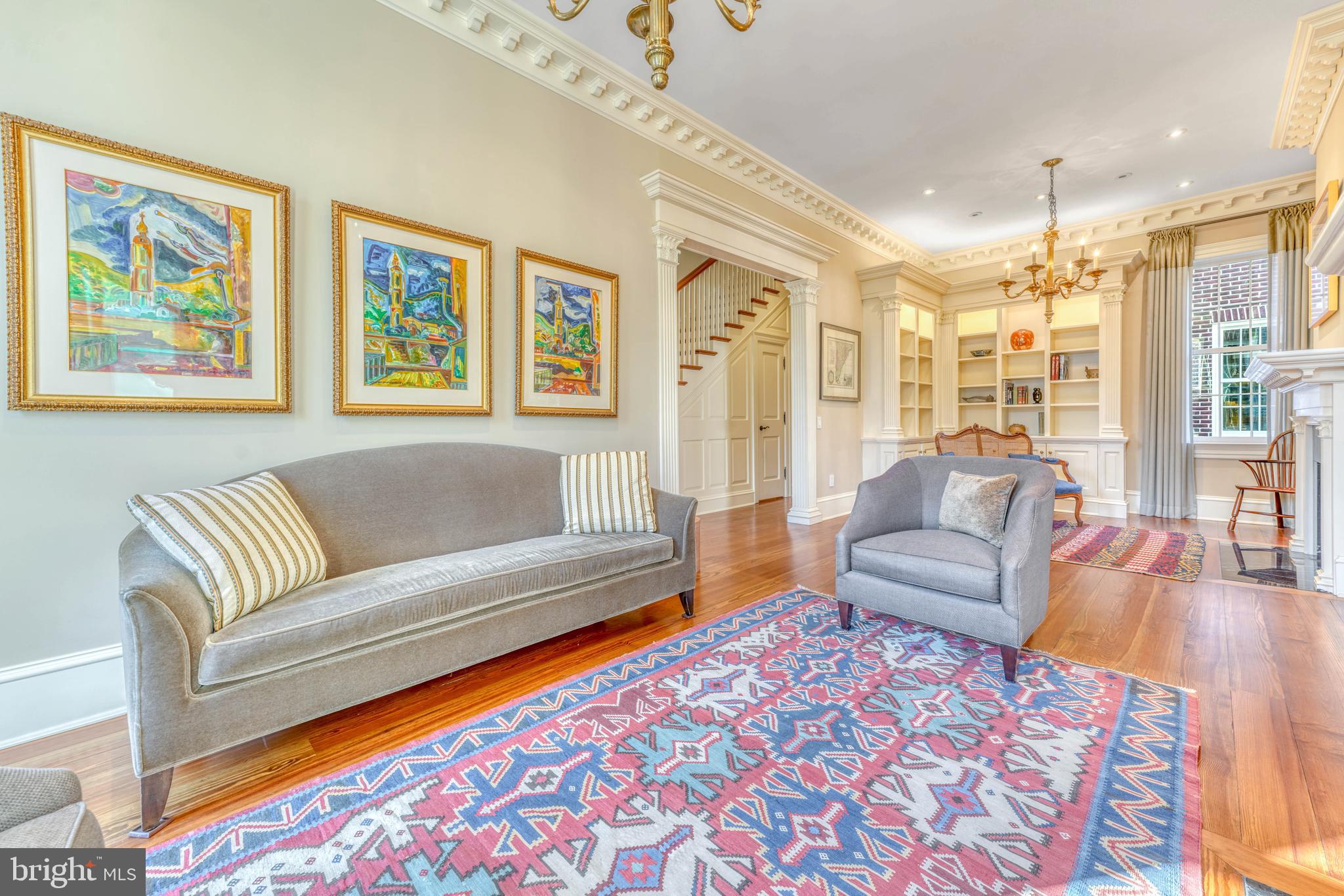 CAPITOL HILL - Residential