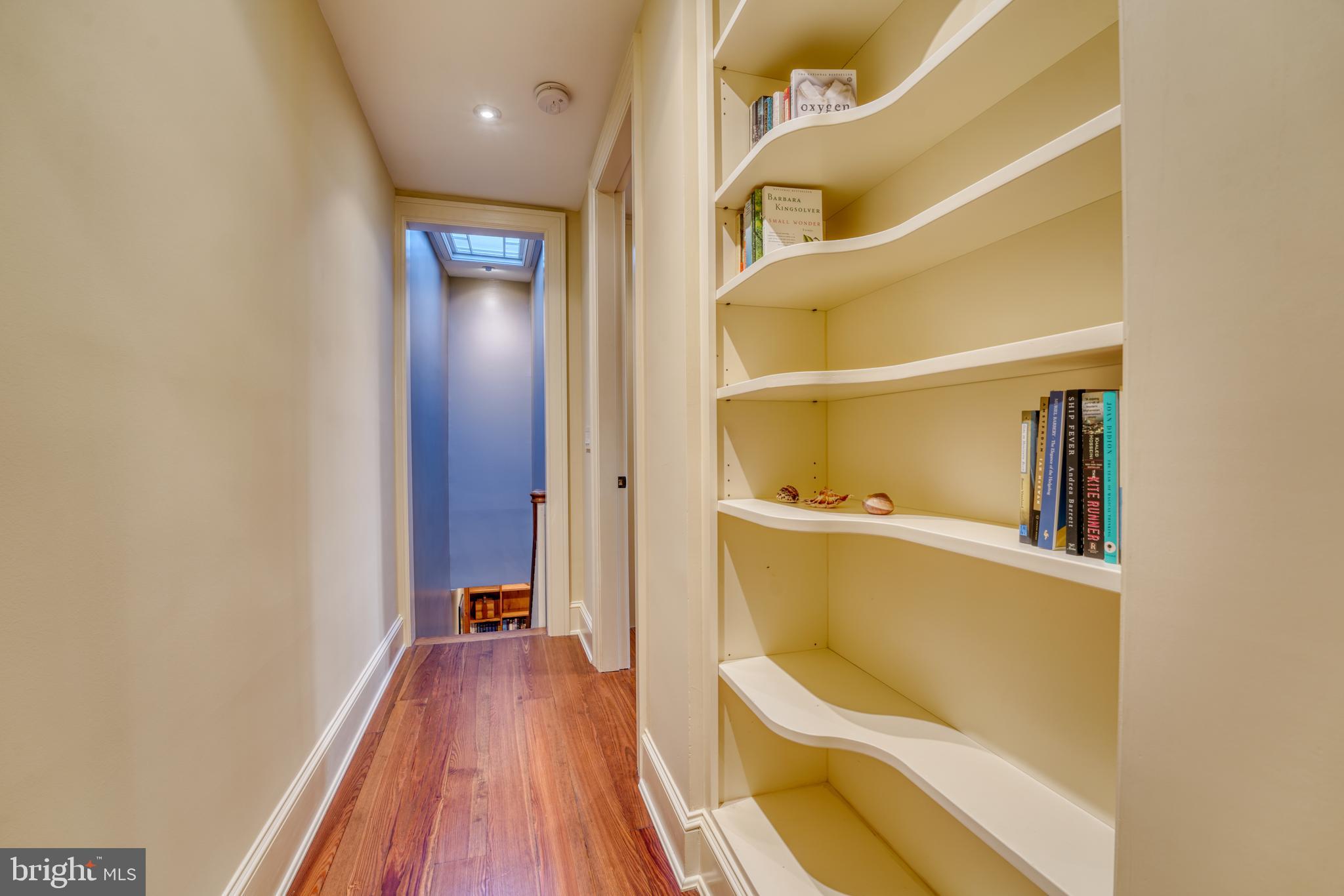 CAPITOL HILL - Residential