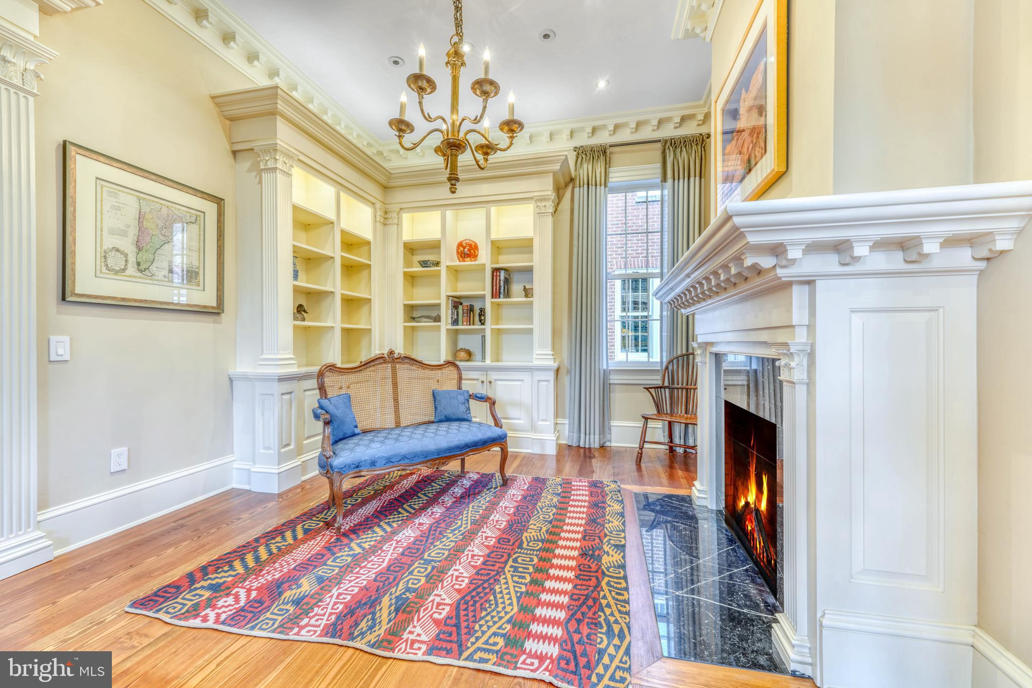 CAPITOL HILL - Residential