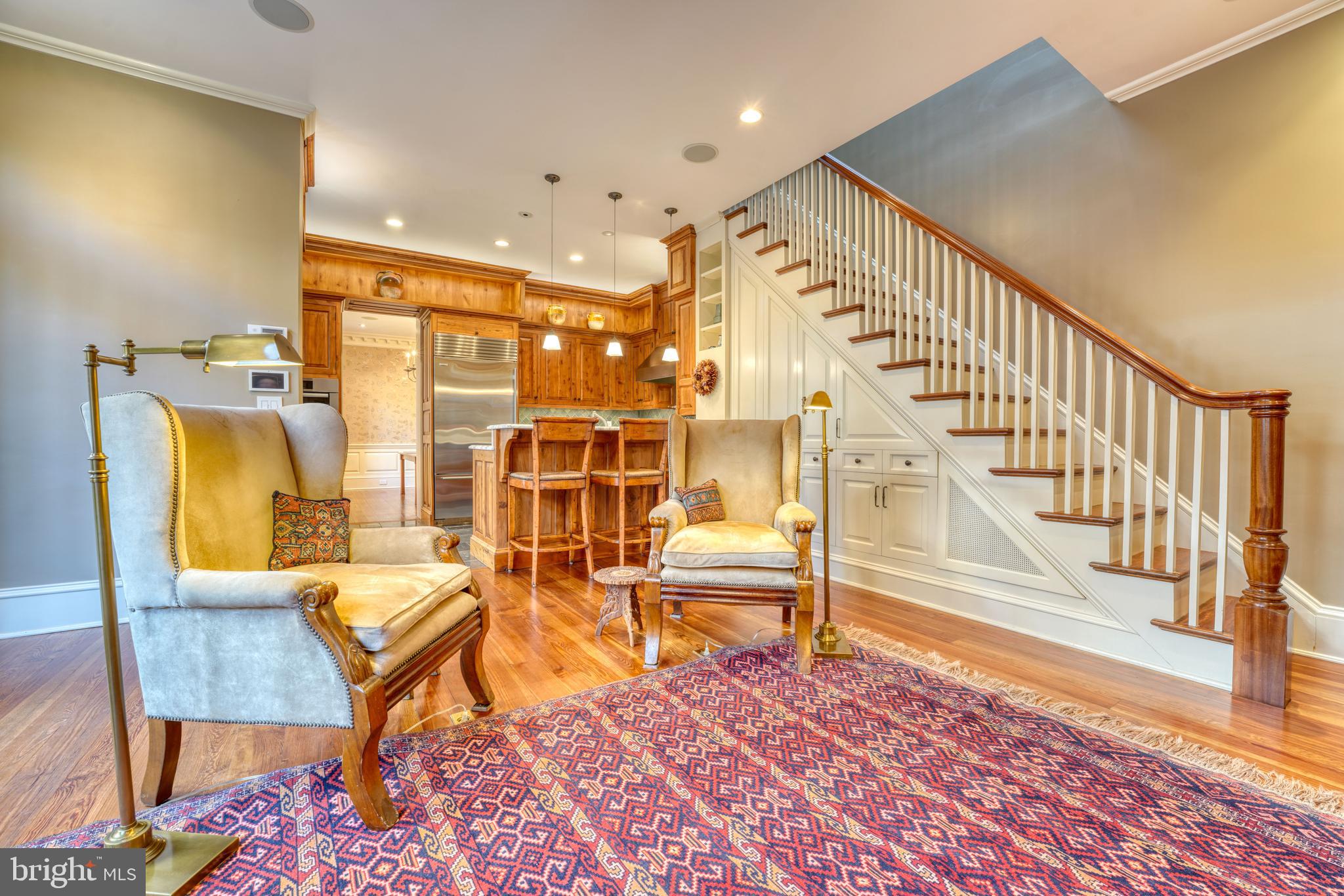 CAPITOL HILL - Residential
