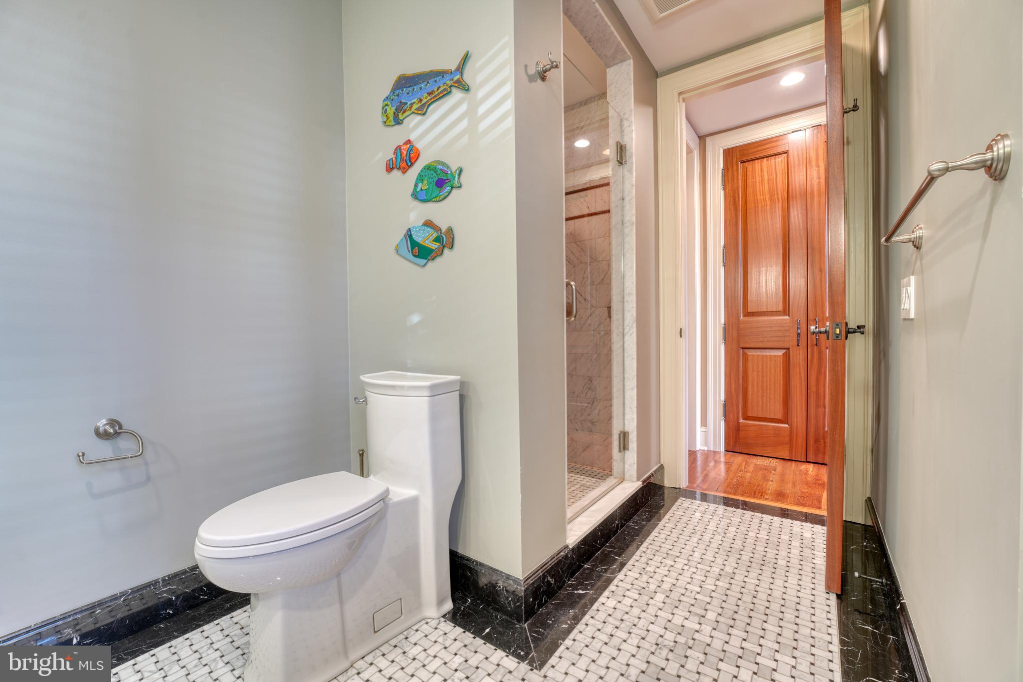 CAPITOL HILL - Residential