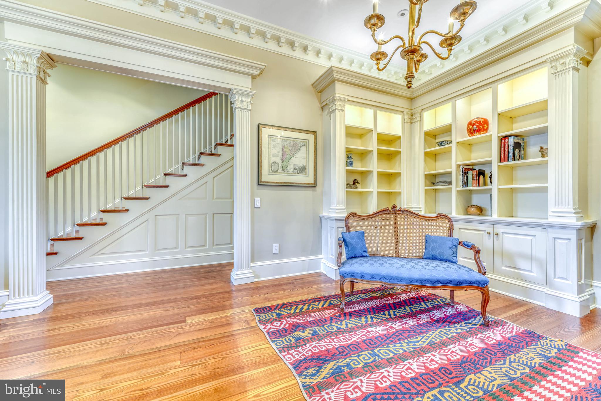 CAPITOL HILL - Residential