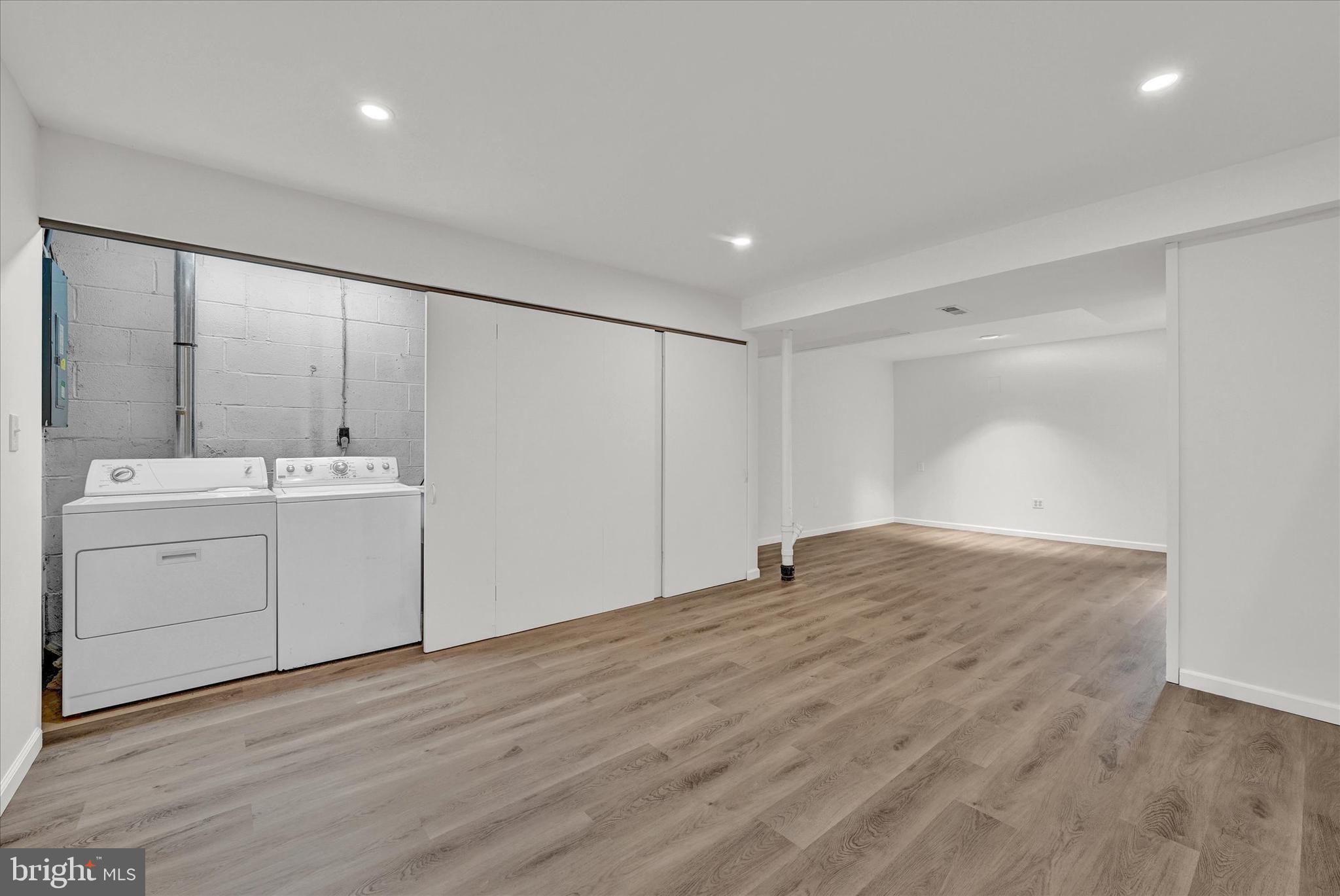 UPTON VILLAGE NORTH - Residential