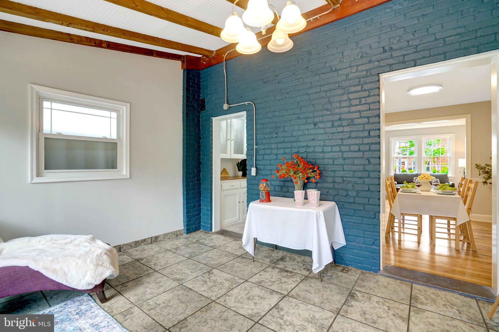 GLEBEWOOD VILLAGE - Residential