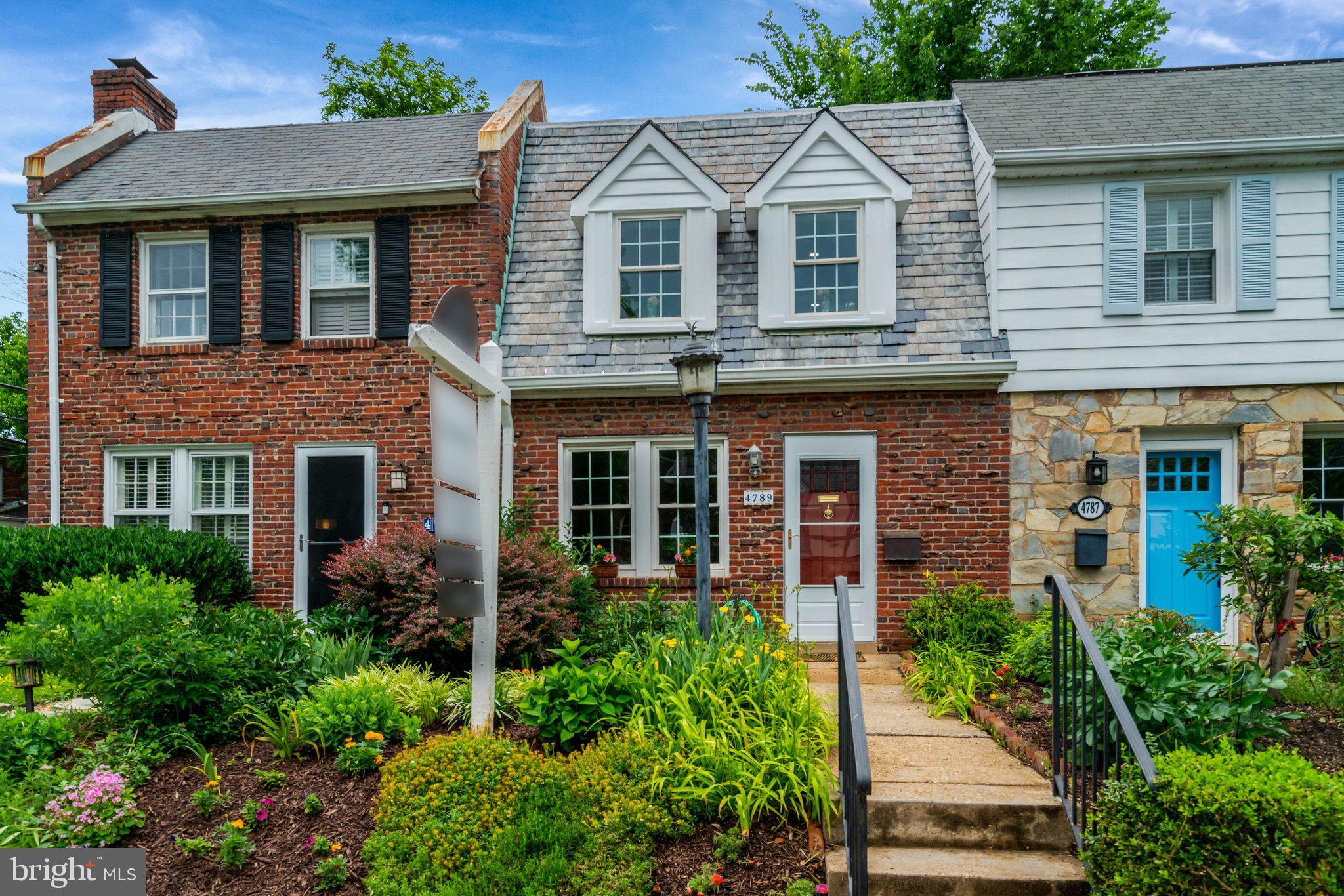 GLEBEWOOD VILLAGE - Residential