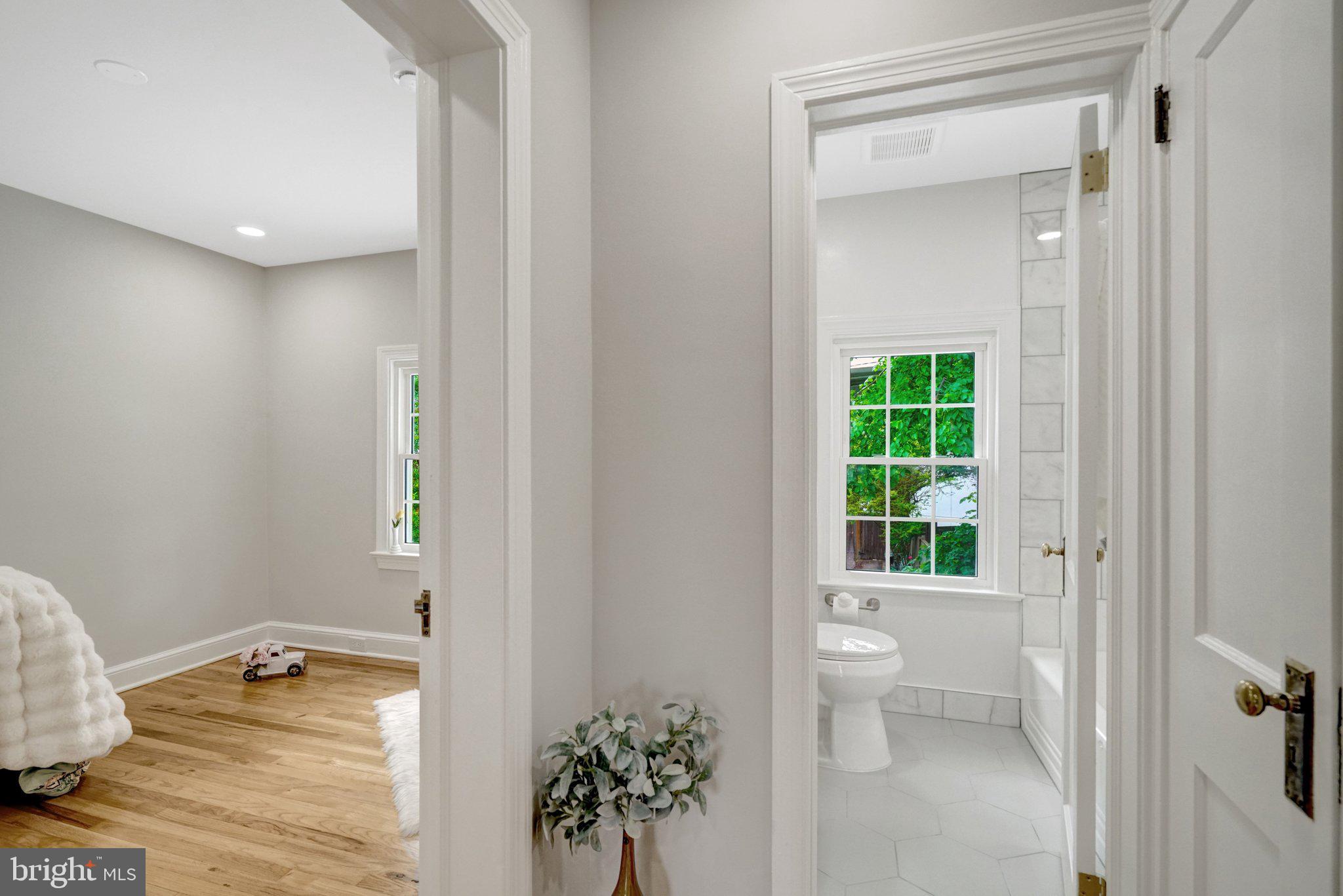 GLEBEWOOD VILLAGE - Residential