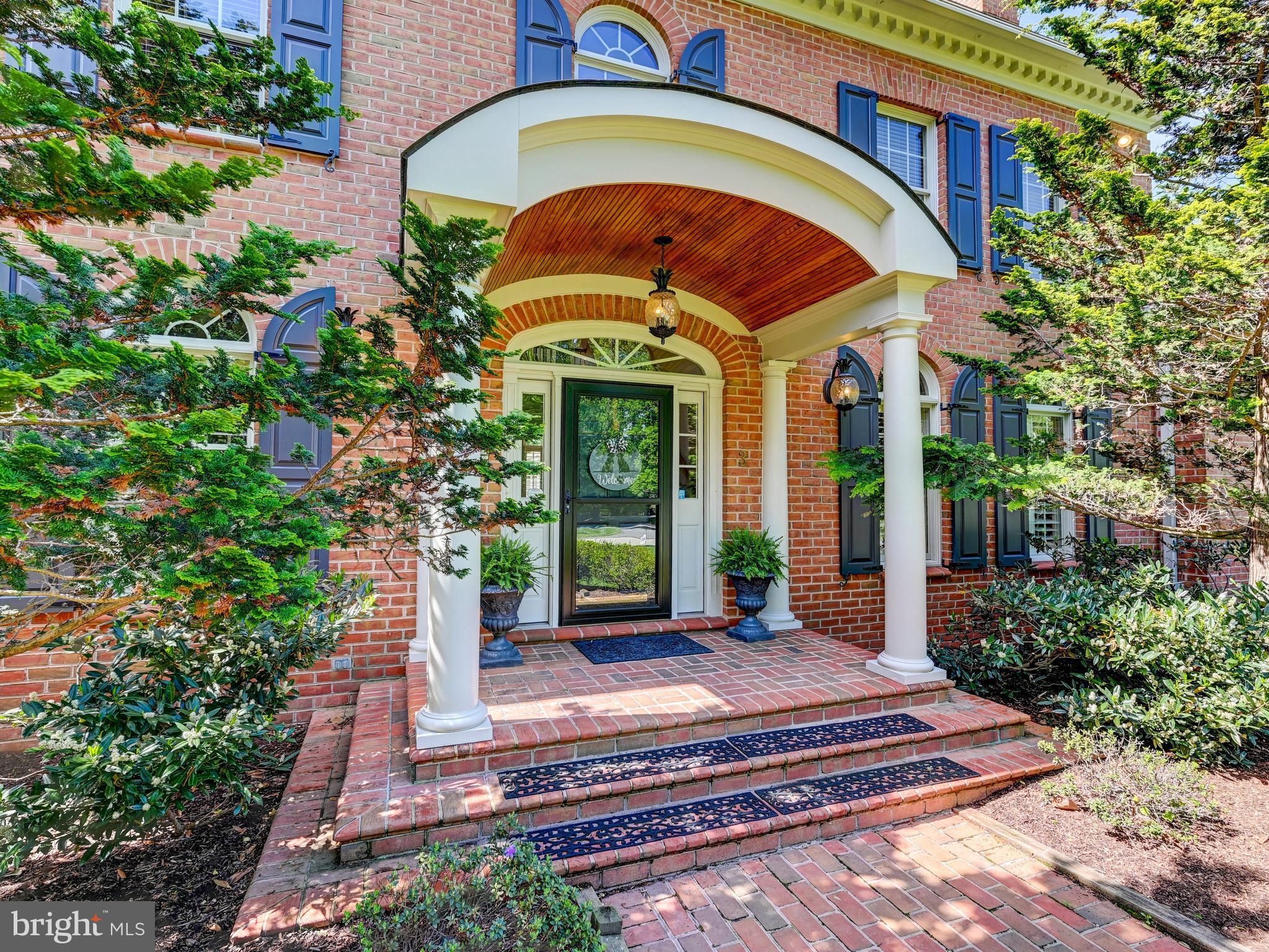 LAURELFORD - Residential