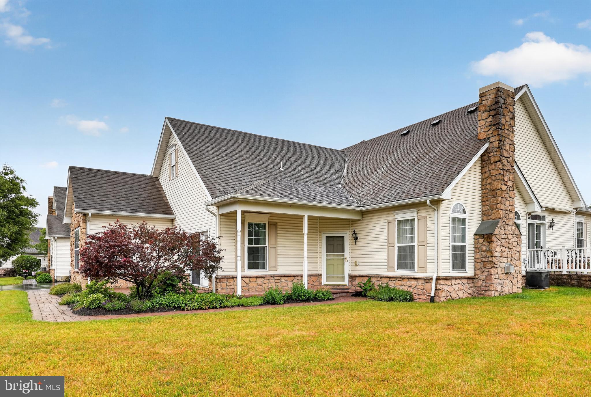 THE VINEYARDS - Residential