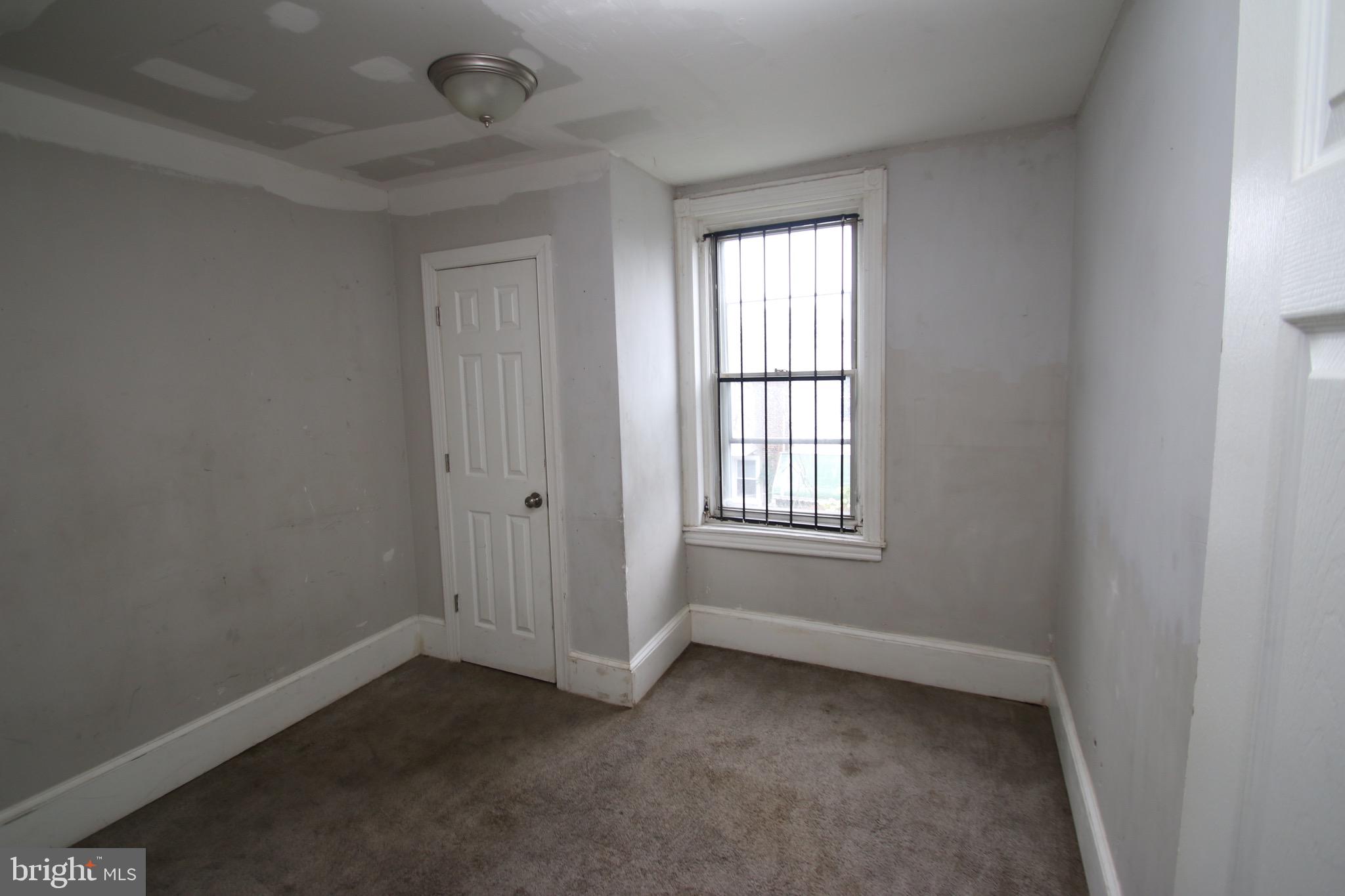 OAK LANE - Residential