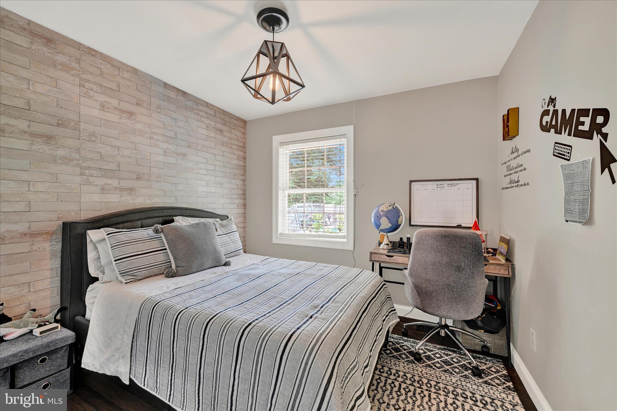 CASTLEMILL - Residential