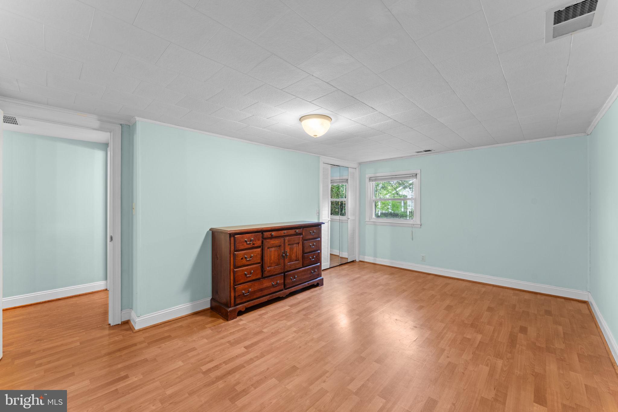 LORFAX HEIGHTS - Residential