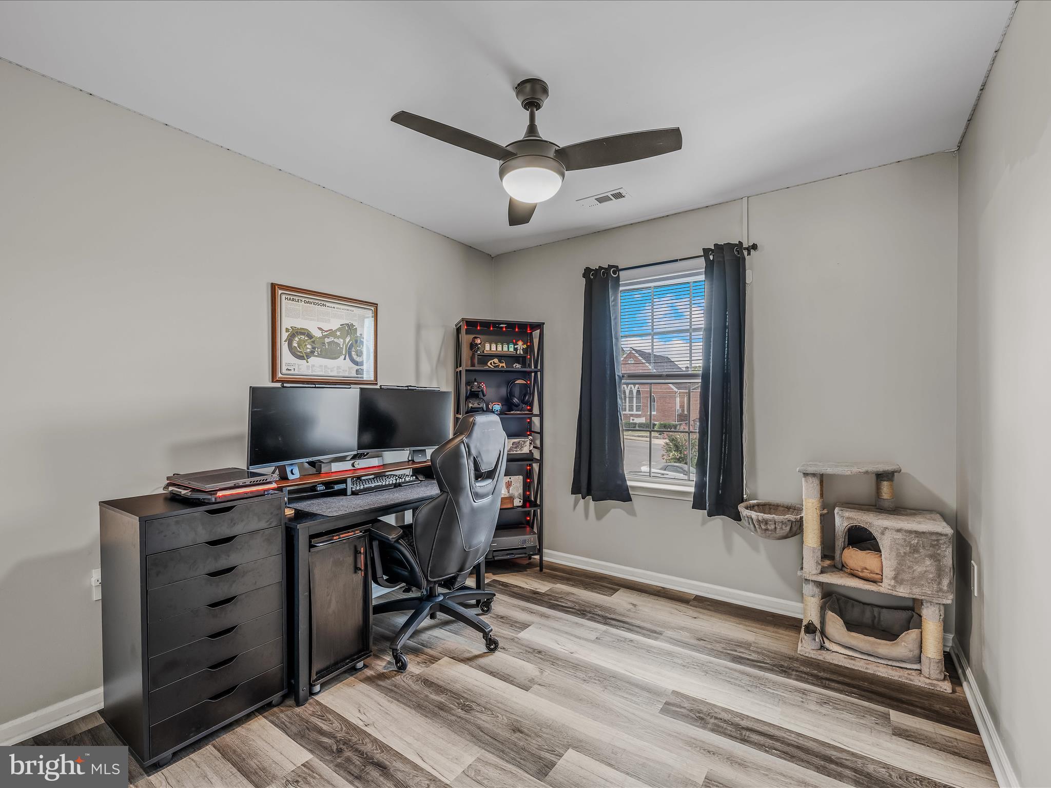 GEORGETOWN SQUARE - Residential