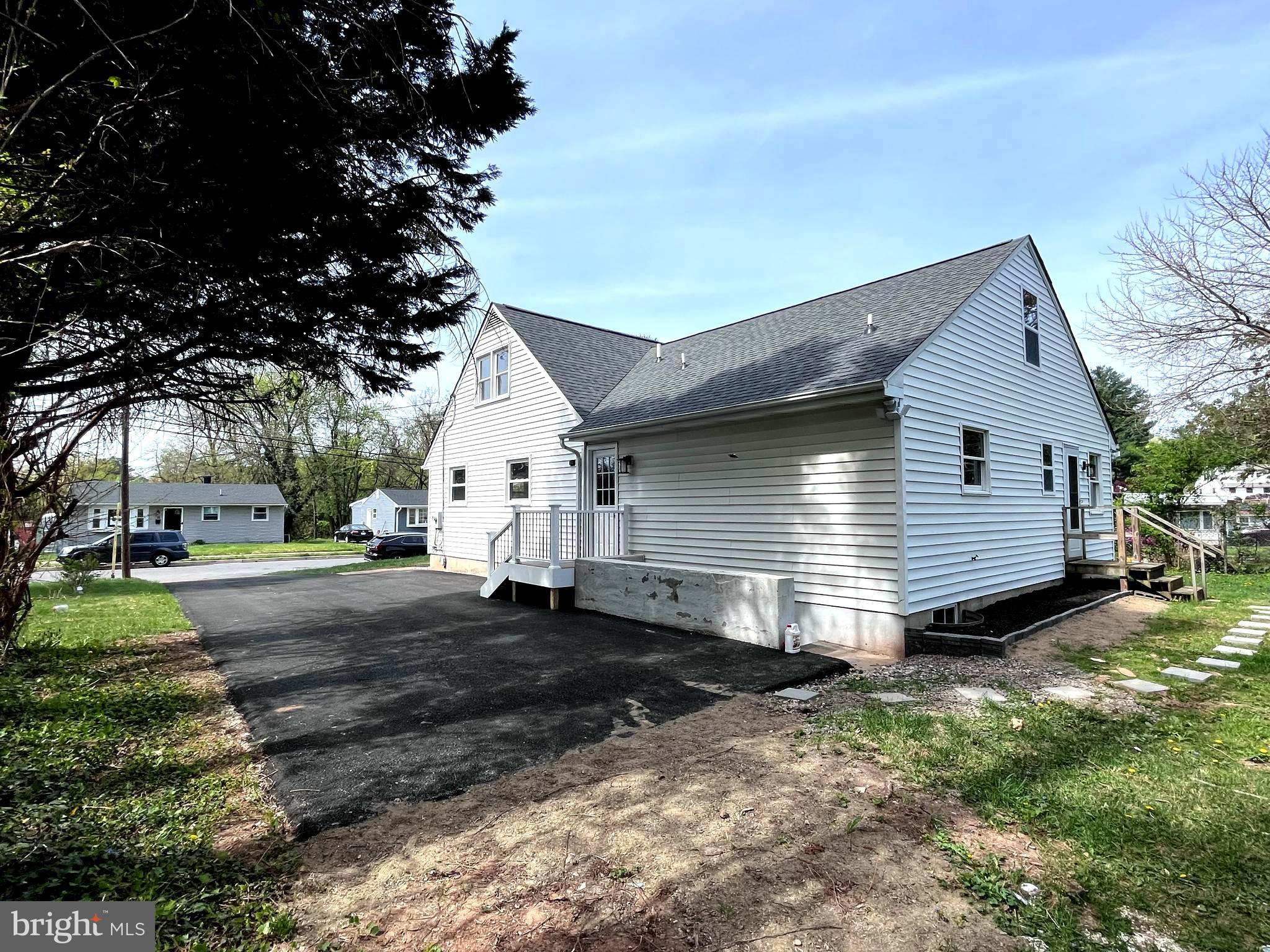 TOLLGATE - Residential