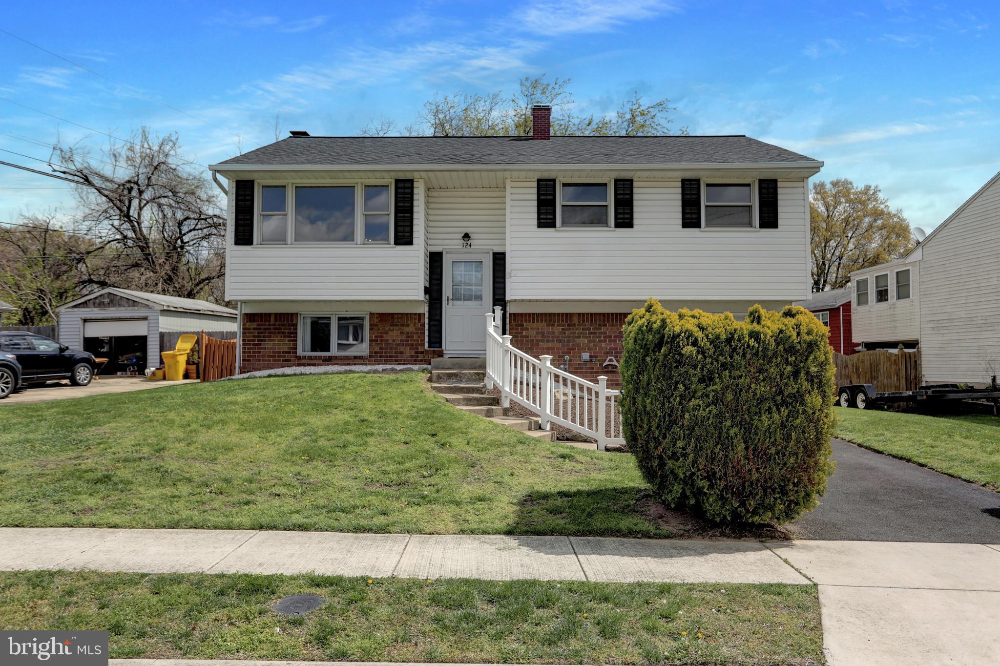RIPPLING RIDGE - Residential