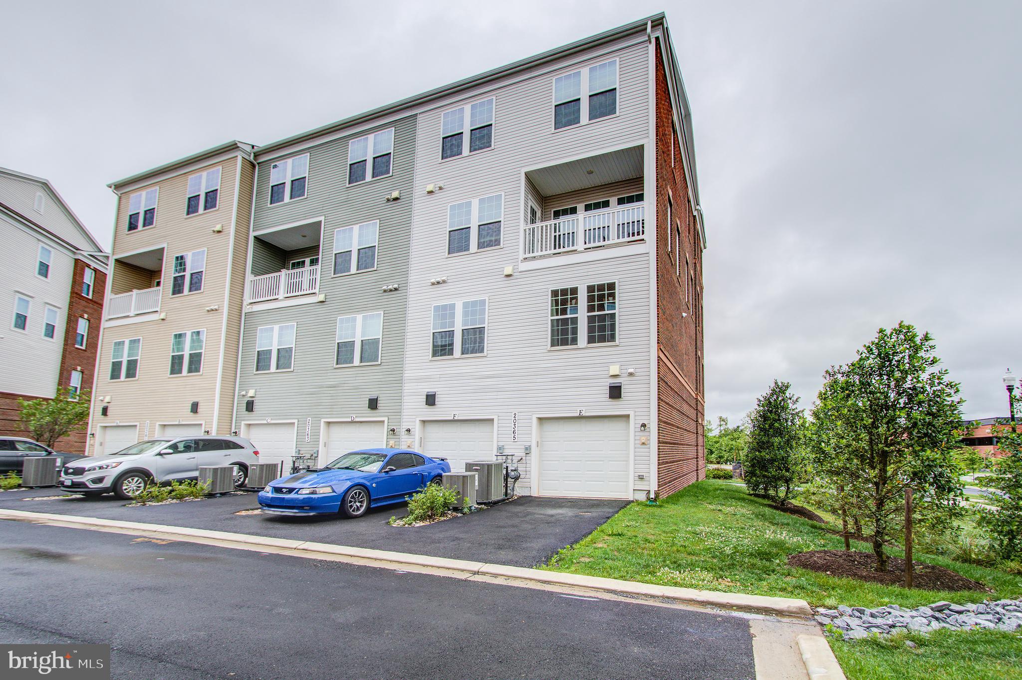 CENTURY ROW - Residential