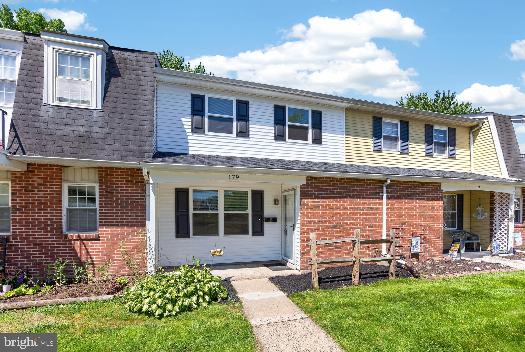 GREEN MEADOWS - Residential