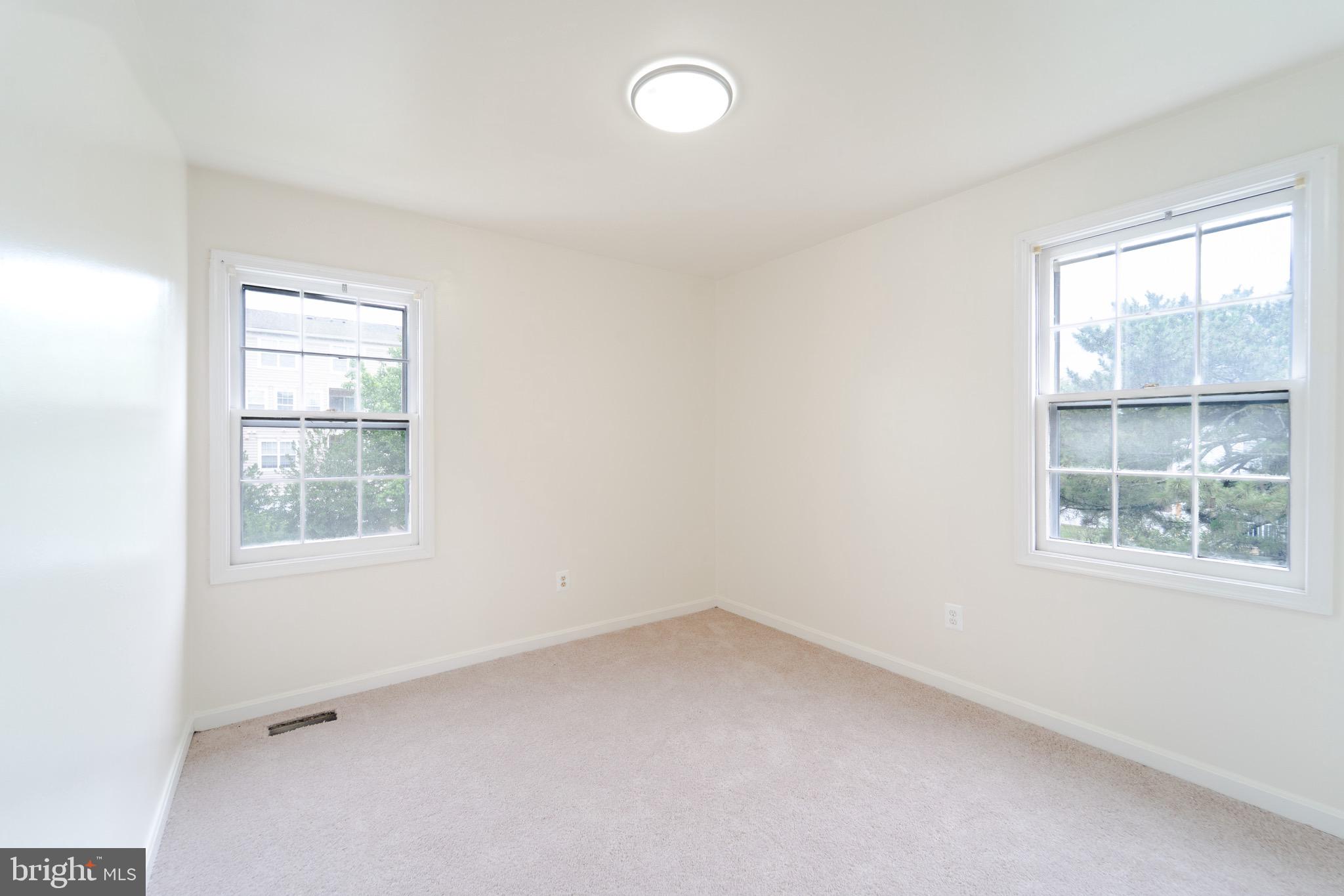 MEADOWS OF NEWGATE - Residential