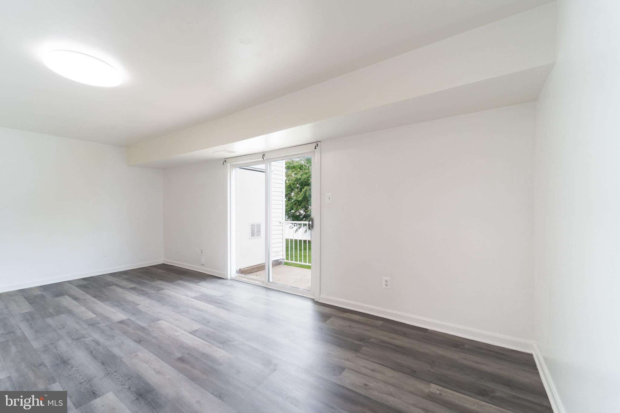 MEADOWS OF NEWGATE - Residential