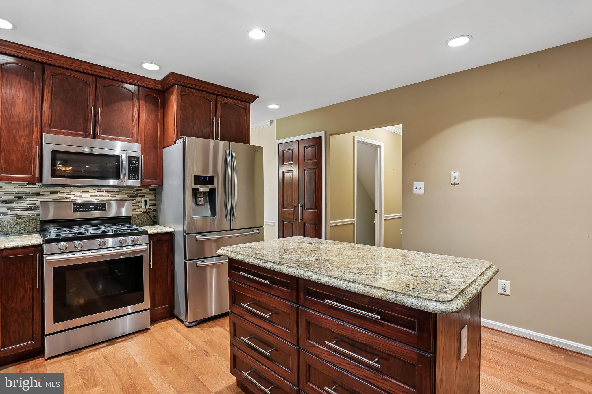BRIGHTON HIGHLANDS - Residential