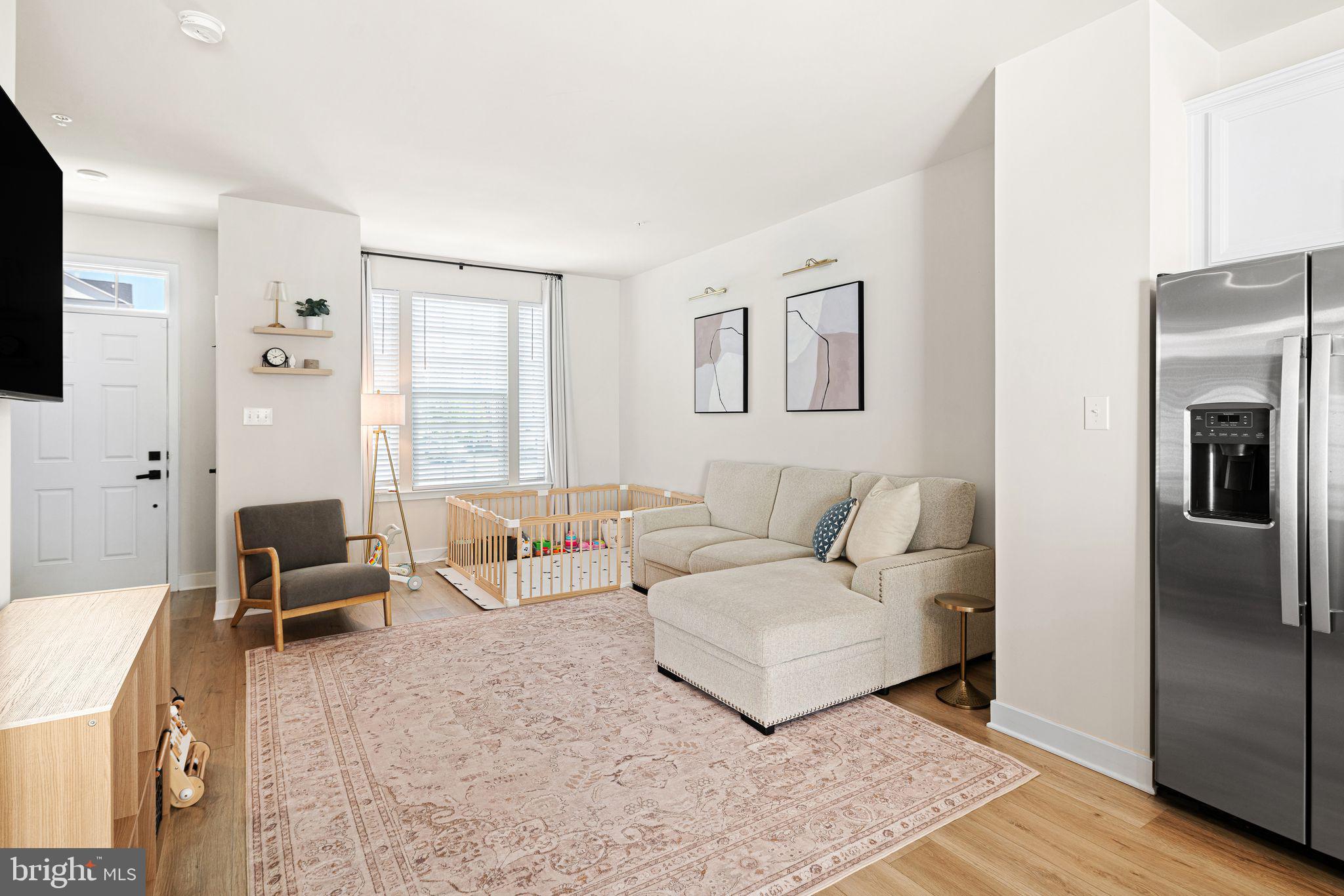 TOWNE GATE COMMONS - Residential