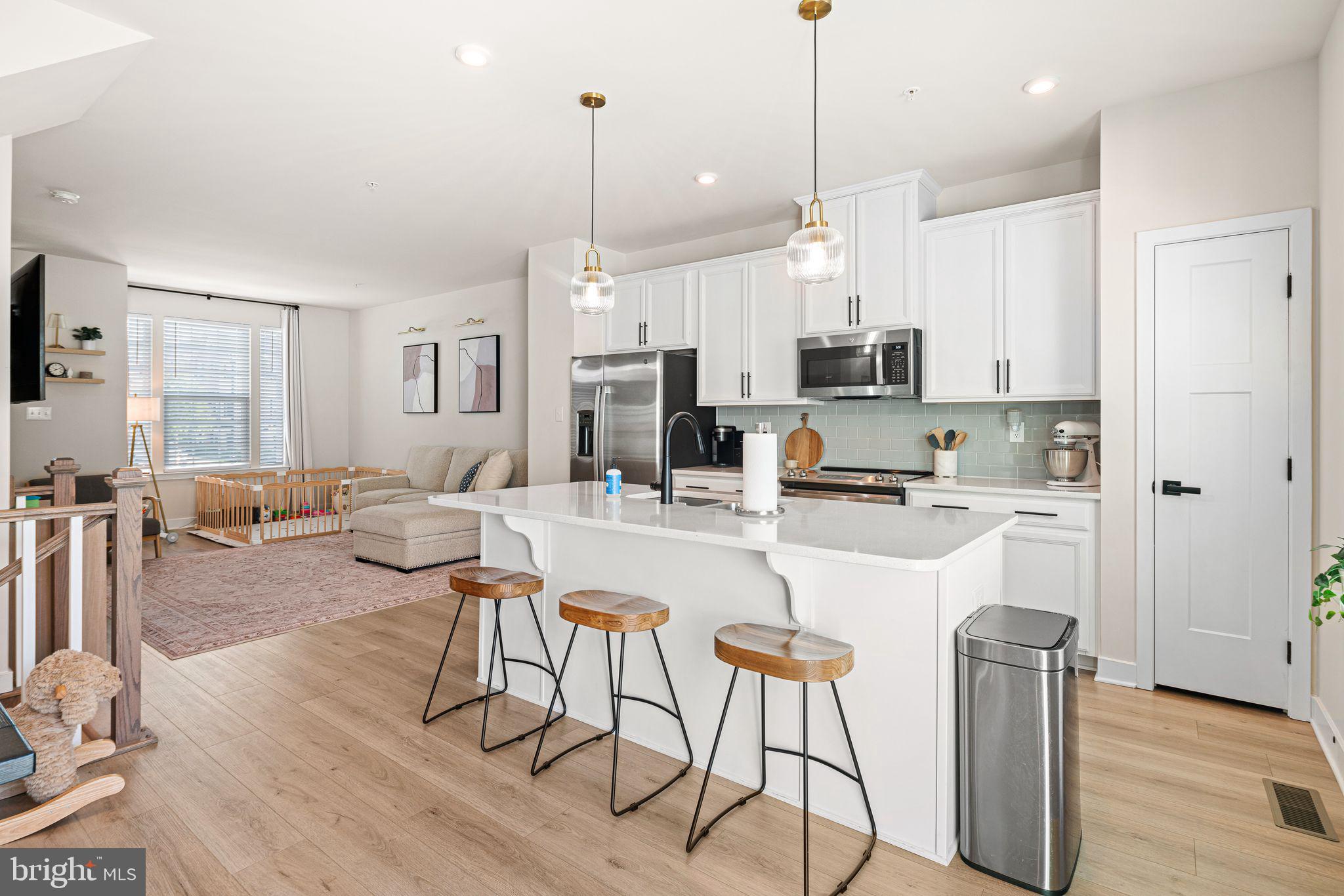 TOWNE GATE COMMONS - Residential