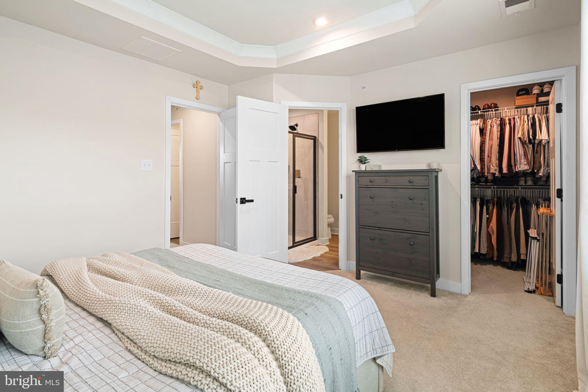 TOWNE GATE COMMONS - Residential