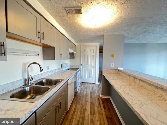 PRINCETON WOODS - Residential