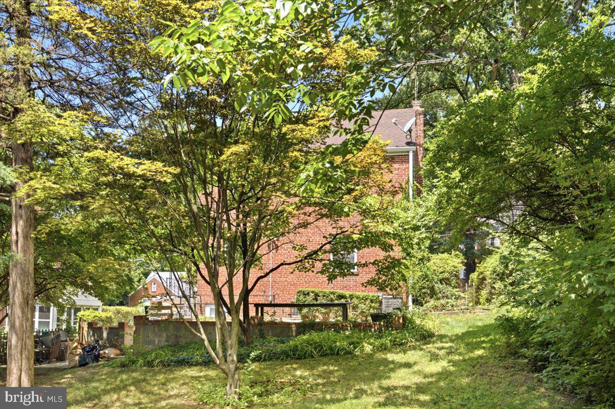 FOREST HILLS - Residential