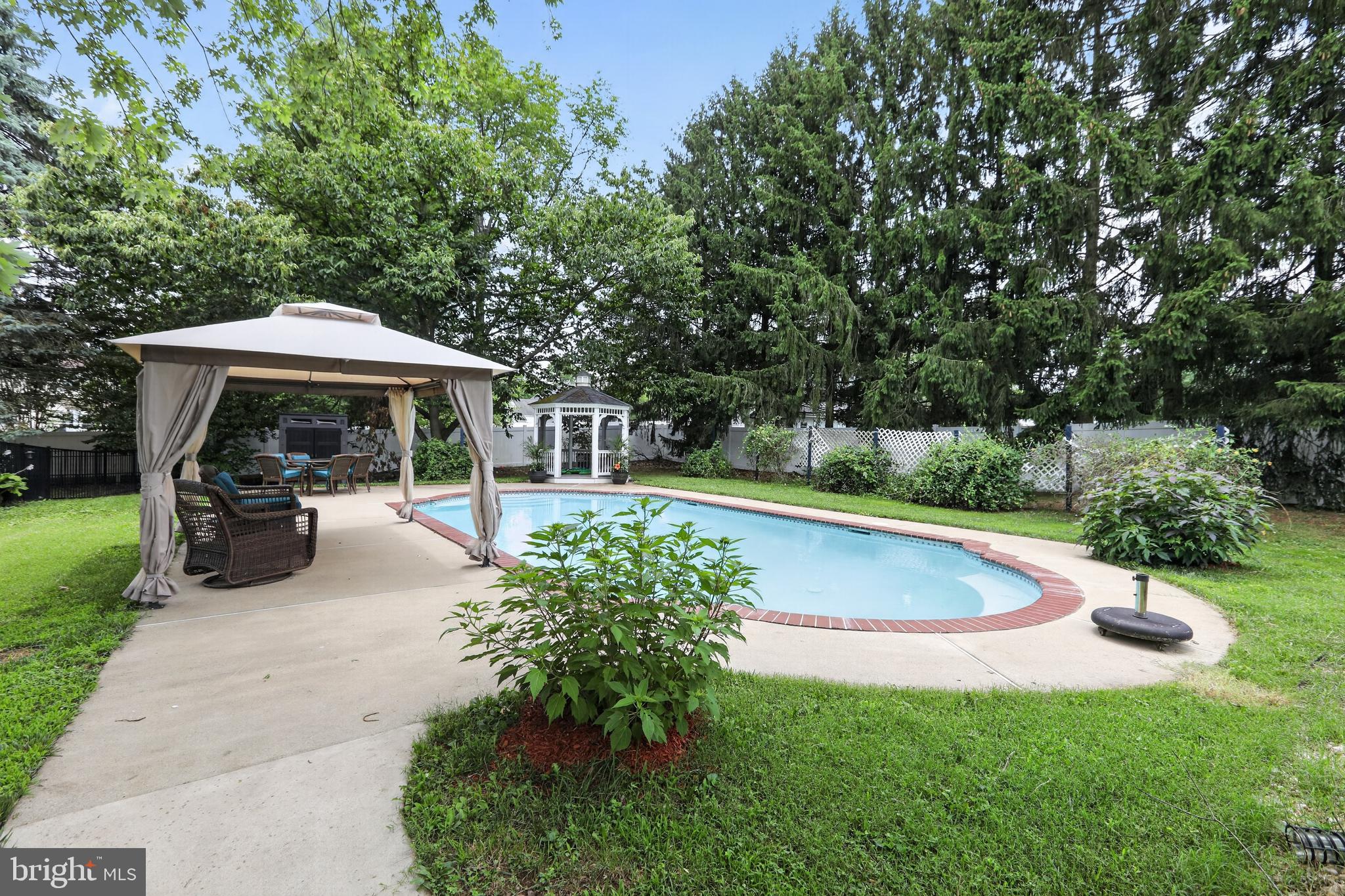 EAGLE VALLEY - Residential