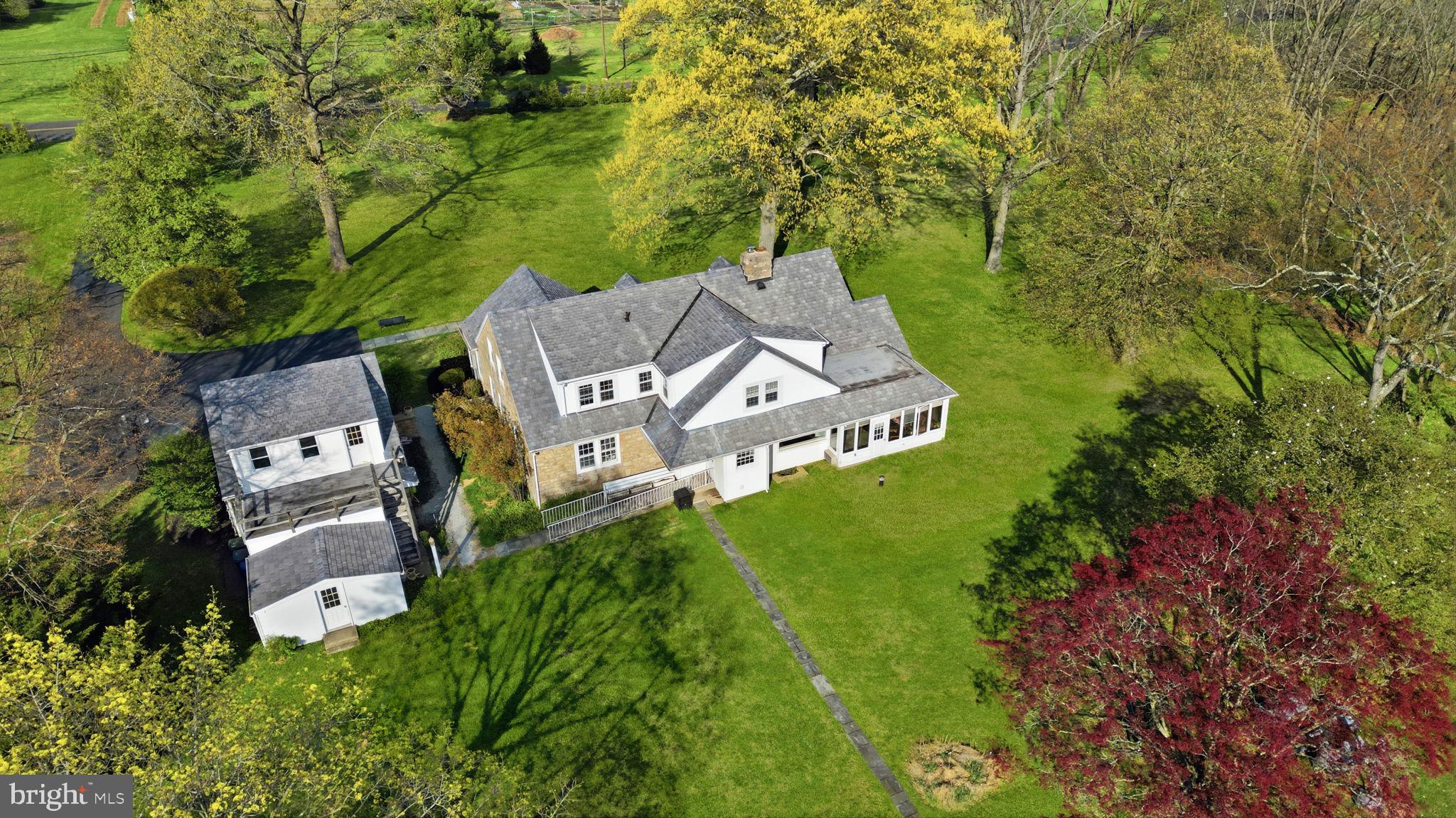 LONDONDERRY WOODS - Residential