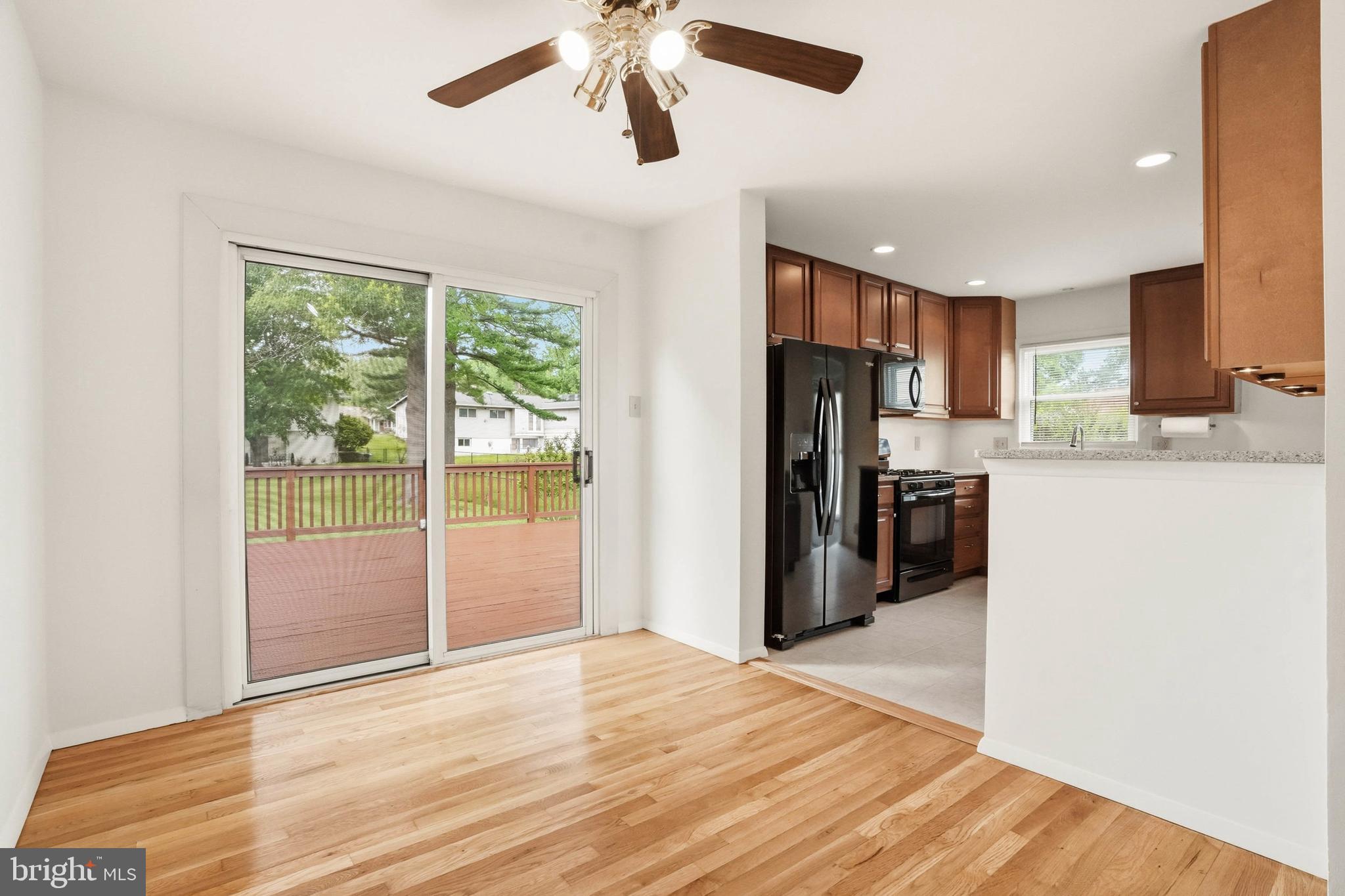 WHEATON WOODS - Residential