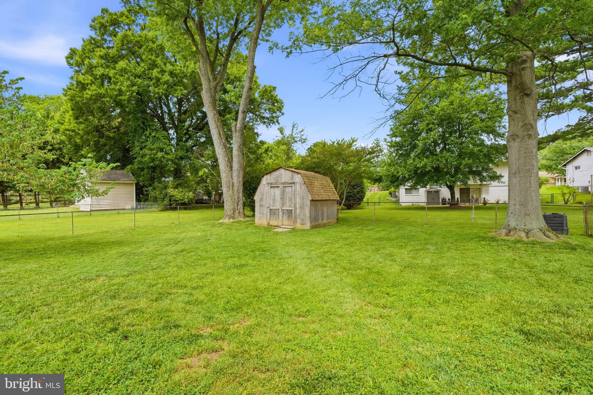 WHEATON WOODS - Residential