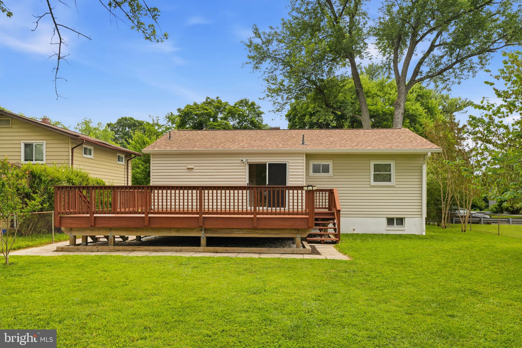 WHEATON WOODS - Residential