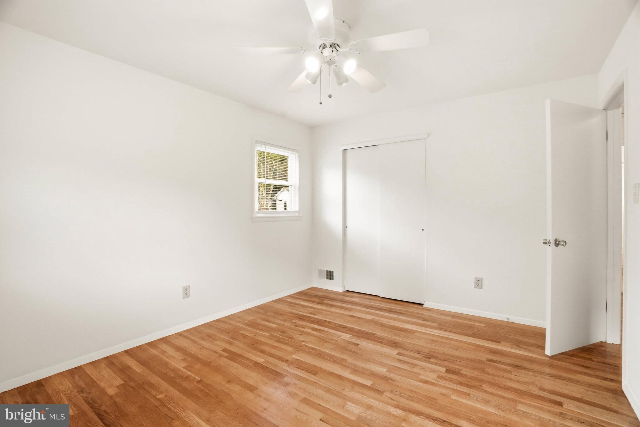 WHEATON WOODS - Residential