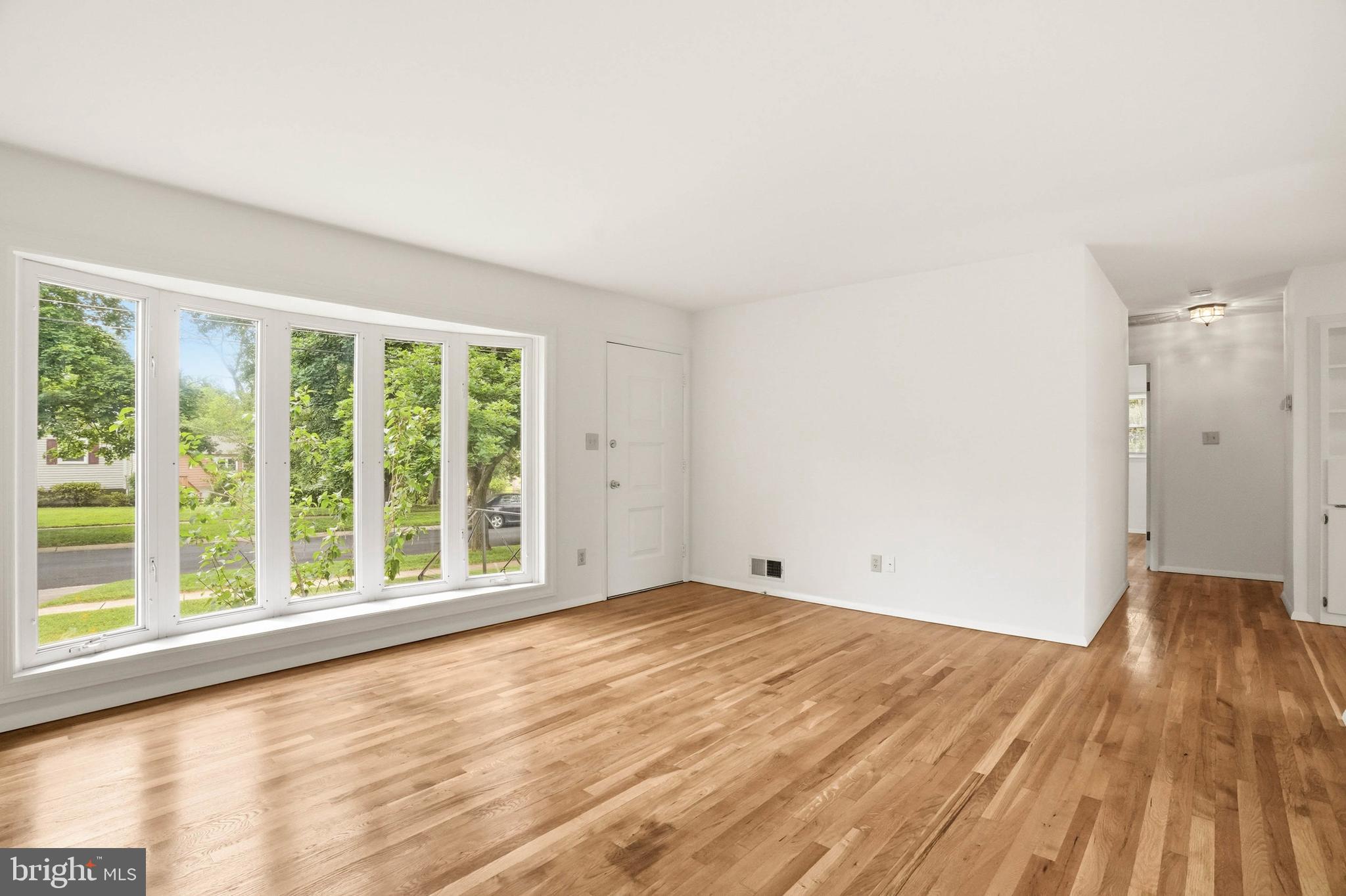 WHEATON WOODS - Residential