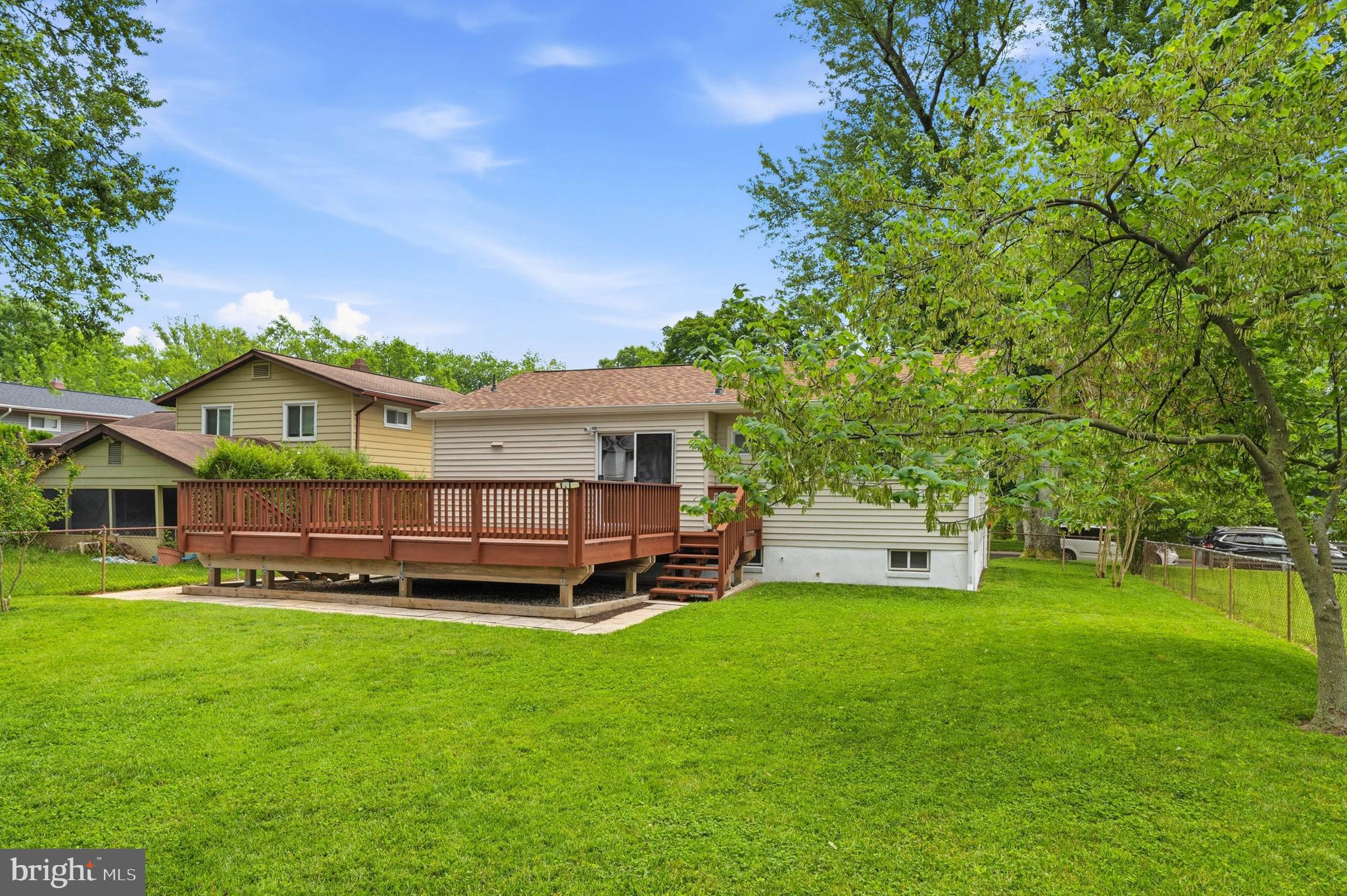 WHEATON WOODS - Residential