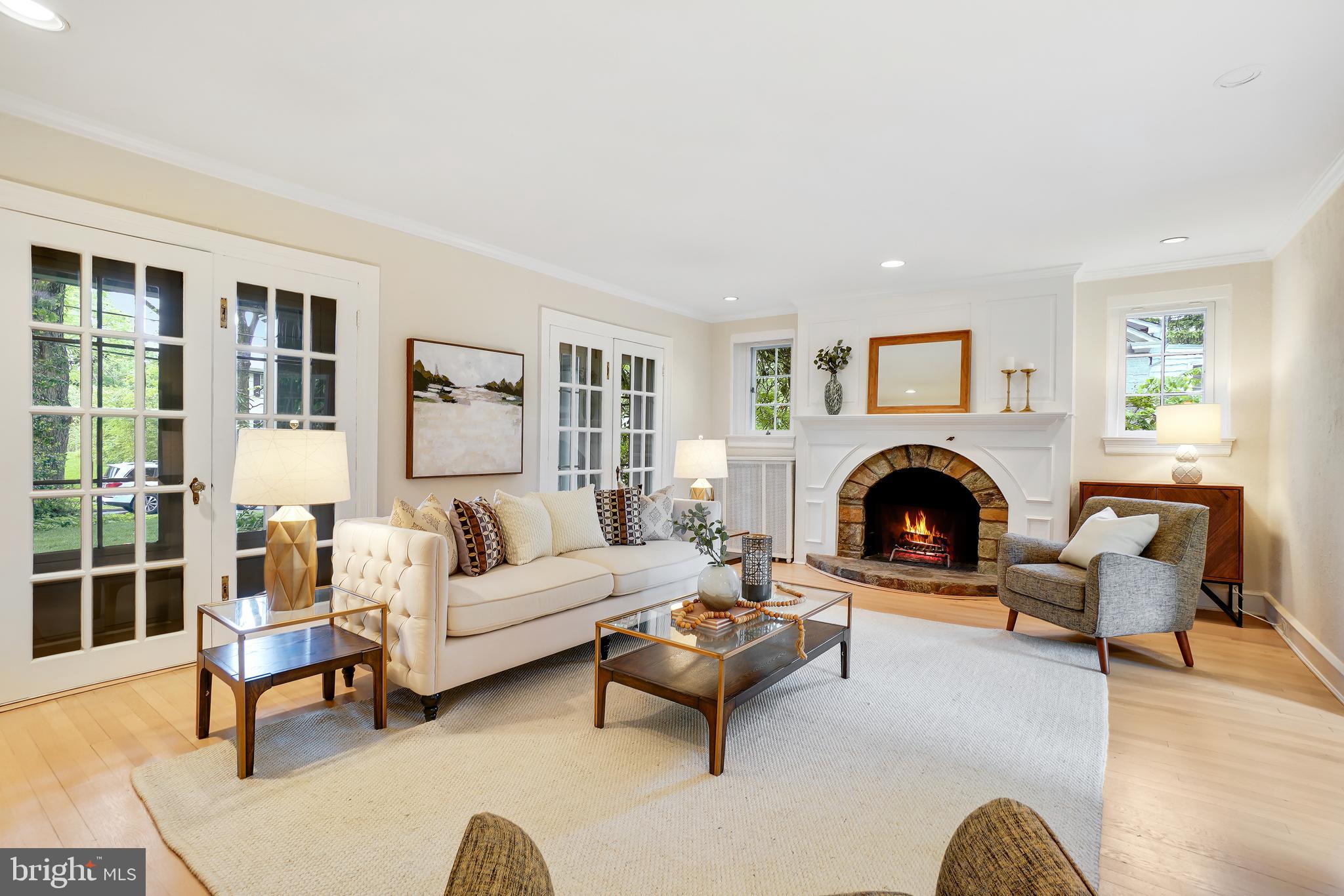 CHEVY CHASE GARDENS - Residential