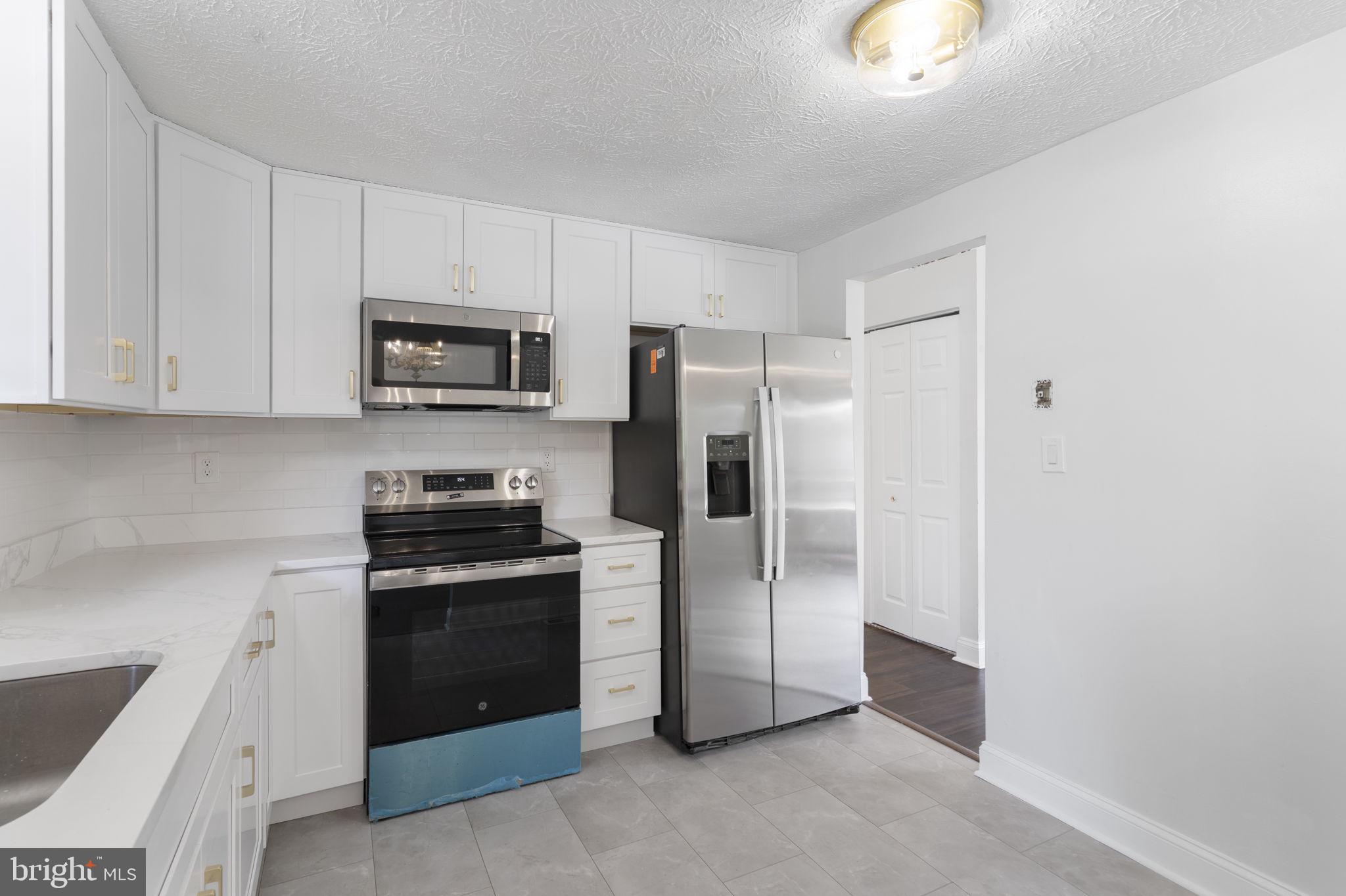 HARMANS WOODS - Residential