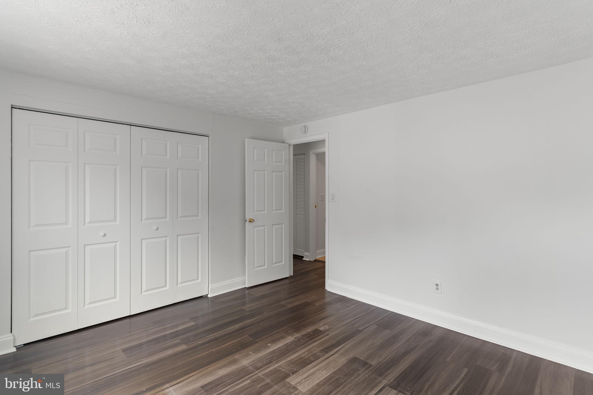 HARMANS WOODS - Residential