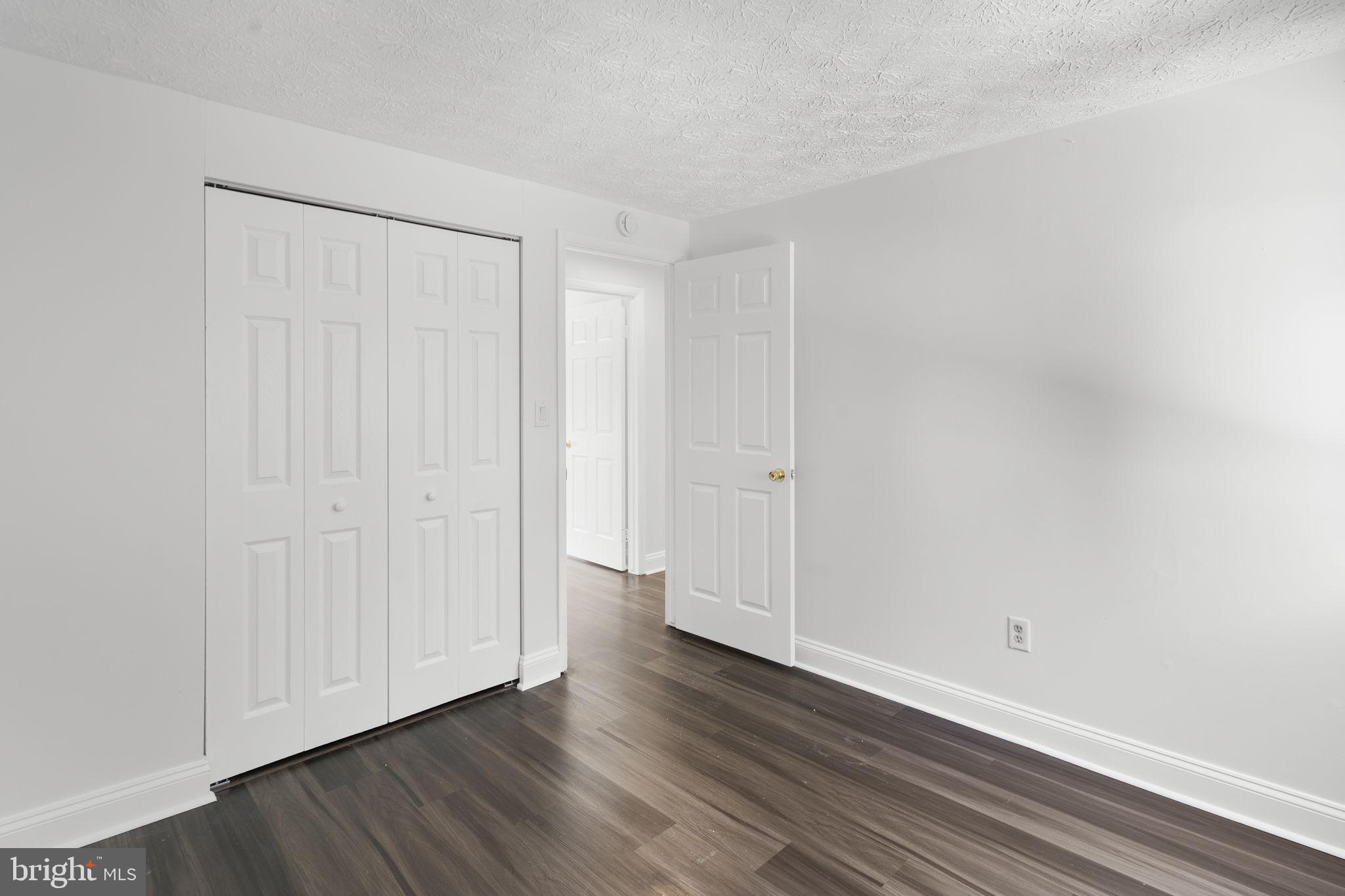 HARMANS WOODS - Residential